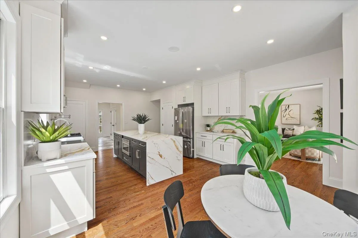 7 Wyanoke Street, White Plains, NY, 4 Bedrooms Bedrooms, 10 Rooms Rooms,3 BathroomsBathrooms,Residential,For Rent,Wyanoke,0,1033982 7 Wyanoke Street, White Plains, NY, 4 Bedrooms Bedrooms, 10 Rooms Rooms,3 BathroomsBathrooms,Residential,For Rent,Wyanoke,0,1033982