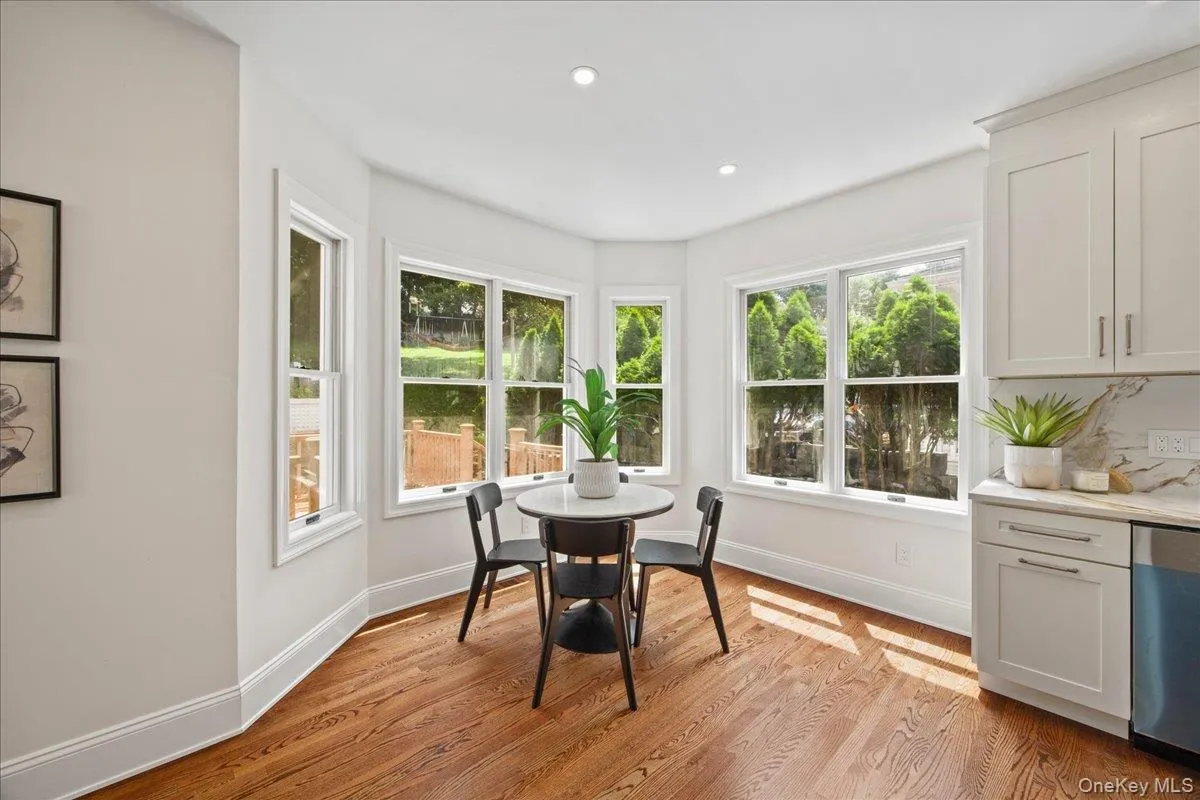 7 Wyanoke Street, White Plains, NY, 4 Bedrooms Bedrooms, 10 Rooms Rooms,3 BathroomsBathrooms,Residential,For Rent,Wyanoke,0,1033982 7 Wyanoke Street, White Plains, NY, 4 Bedrooms Bedrooms, 10 Rooms Rooms,3 BathroomsBathrooms,Residential,For Rent,Wyanoke,0,1033982