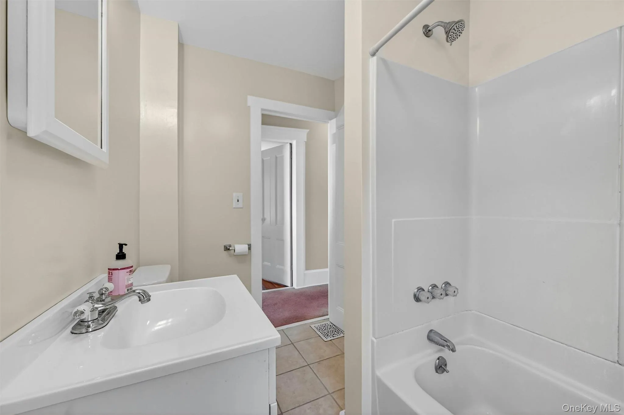 41 Roosevelt Avenue, Middletown, NY, 3 Bedrooms Bedrooms, 6 Rooms Rooms,1 BathroomBathrooms,Residential,For Rent,Roosevelt,0,1033985 41 Roosevelt Avenue, Middletown, NY, 3 Bedrooms Bedrooms, 6 Rooms Rooms,1 BathroomBathrooms,Residential,For Rent,Roosevelt,0,1033985
