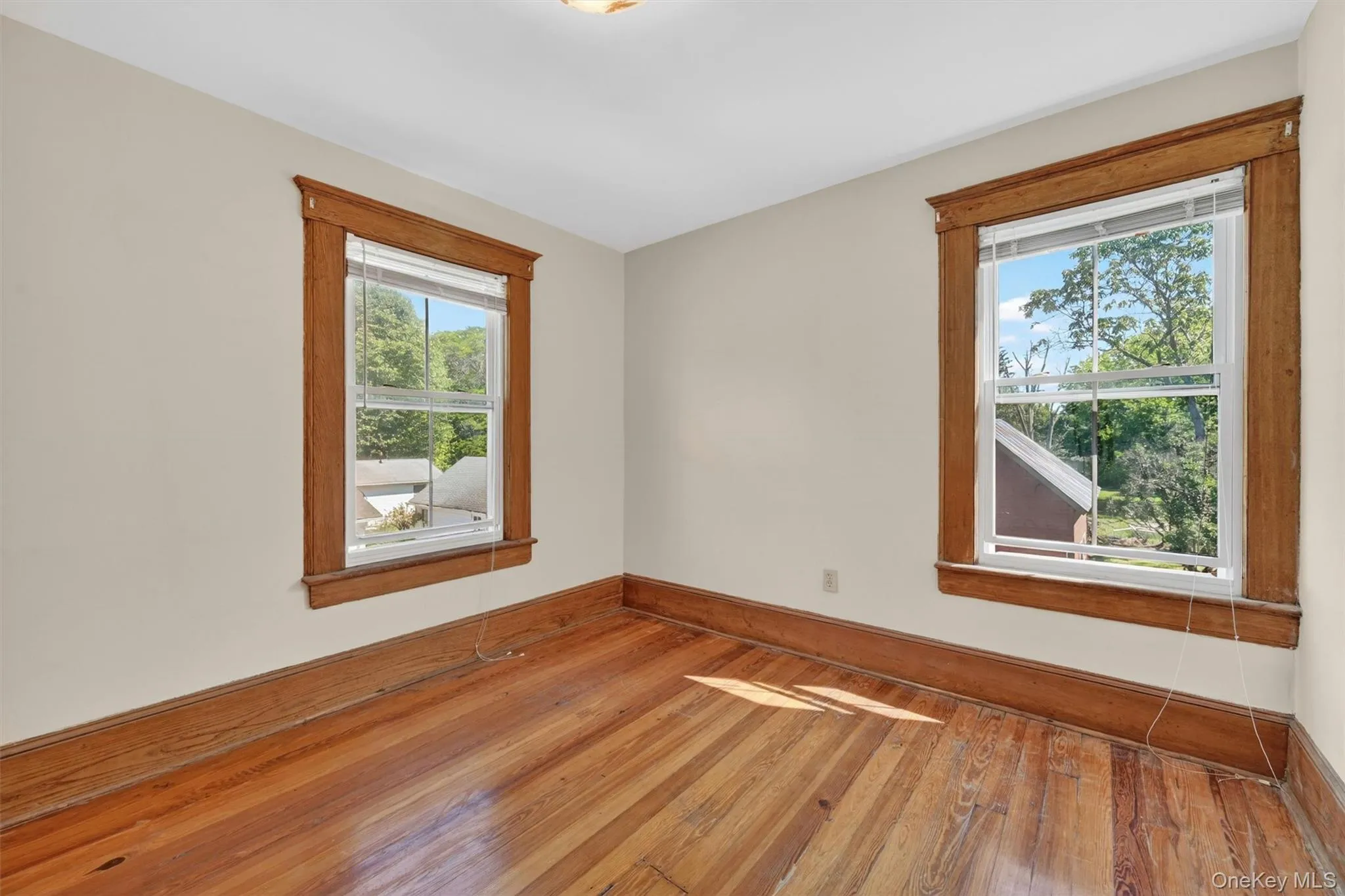 41 Roosevelt Avenue, Middletown, NY, 3 Bedrooms Bedrooms, 6 Rooms Rooms,1 BathroomBathrooms,Residential,For Rent,Roosevelt,0,1033985 41 Roosevelt Avenue, Middletown, NY, 3 Bedrooms Bedrooms, 6 Rooms Rooms,1 BathroomBathrooms,Residential,For Rent,Roosevelt,0,1033985