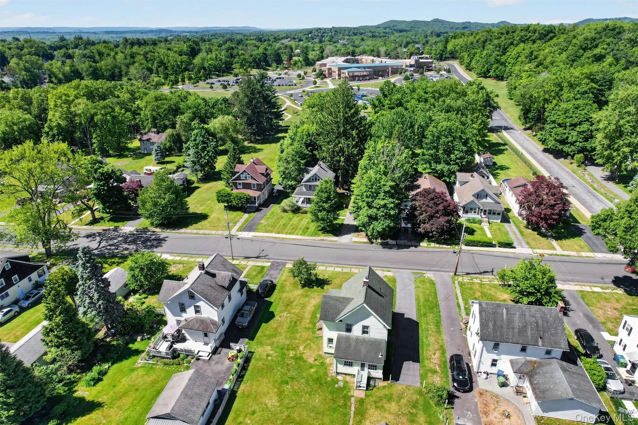 41 Roosevelt Avenue, Middletown, NY, 3 Bedrooms Bedrooms, 6 Rooms Rooms,1 BathroomBathrooms,Residential,For Rent,Roosevelt,0,1033985 41 Roosevelt Avenue, Middletown, NY, 3 Bedrooms Bedrooms, 6 Rooms Rooms,1 BathroomBathrooms,Residential,For Rent,Roosevelt,0,1033985