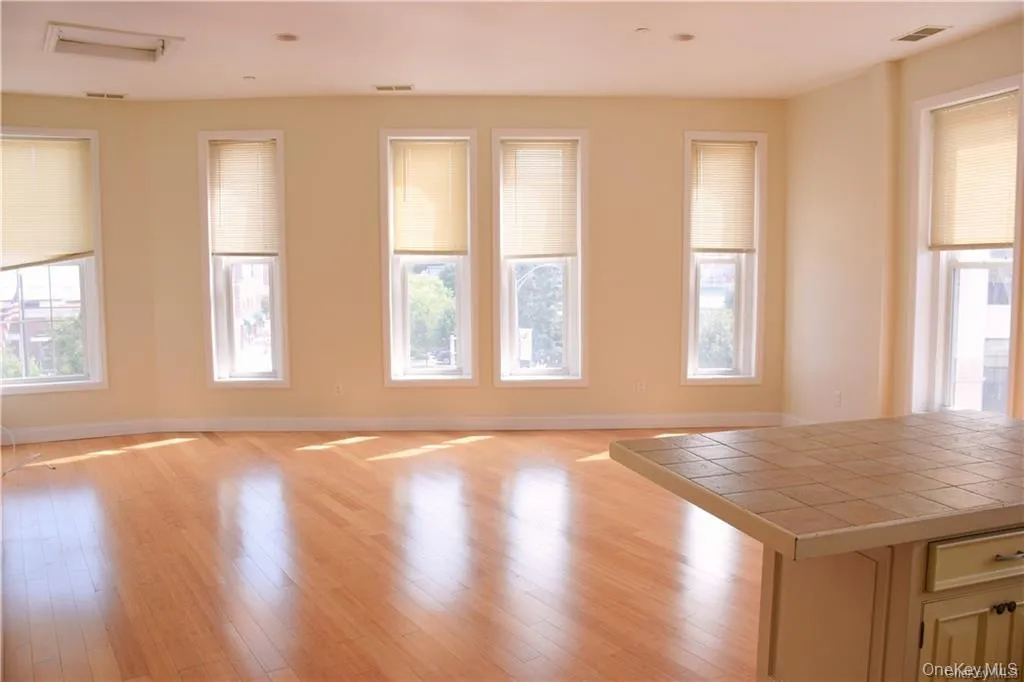 141 Main Street, Ossining, NY, 2 Bedrooms Bedrooms, 4 Rooms Rooms,1 BathroomBathrooms,Residential Lease,For Rent,Main,0,1033986 141 Main Street, Ossining, NY, 2 Bedrooms Bedrooms, 4 Rooms Rooms,1 BathroomBathrooms,Residential Lease,For Rent,Main,0,1033986