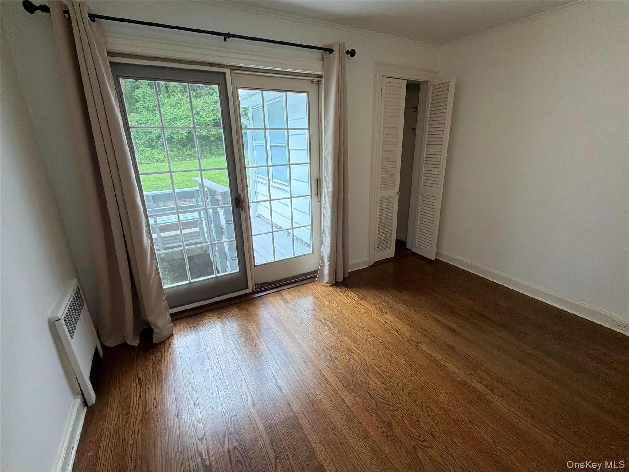 6 Raven Way, Mount Pleasant, NY, 4 Bedrooms Bedrooms, 9 Rooms Rooms,4 BathroomsBathrooms,Residential Lease,For Rent,Raven,0,1033990 6 Raven Way, Mount Pleasant, NY, 4 Bedrooms Bedrooms, 9 Rooms Rooms,4 BathroomsBathrooms,Residential Lease,For Rent,Raven,0,1033990