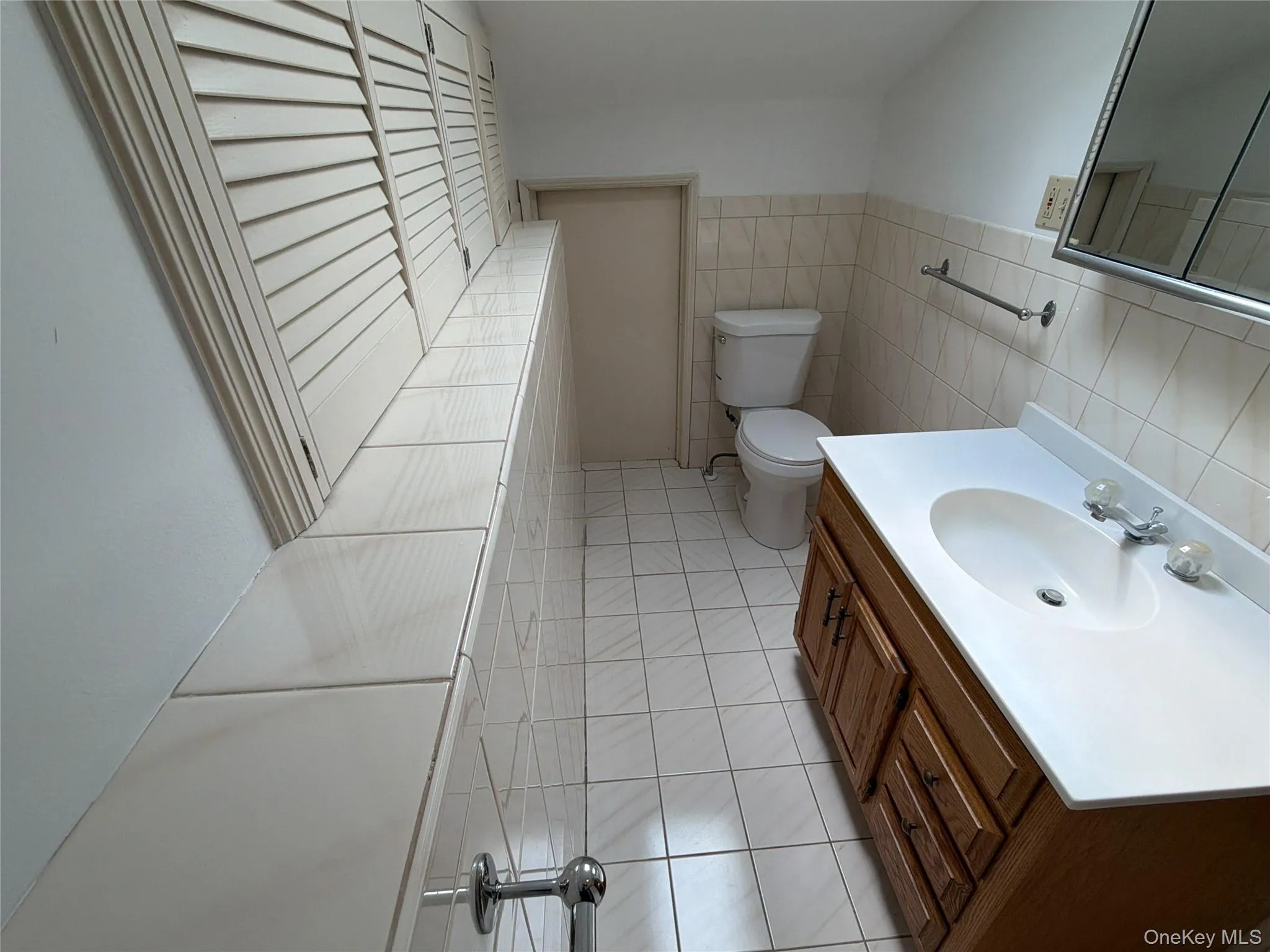 6 Raven Way, Mount Pleasant, NY, 4 Bedrooms Bedrooms, 9 Rooms Rooms,4 BathroomsBathrooms,Residential Lease,For Rent,Raven,0,1033990 6 Raven Way, Mount Pleasant, NY, 4 Bedrooms Bedrooms, 9 Rooms Rooms,4 BathroomsBathrooms,Residential Lease,For Rent,Raven,0,1033990