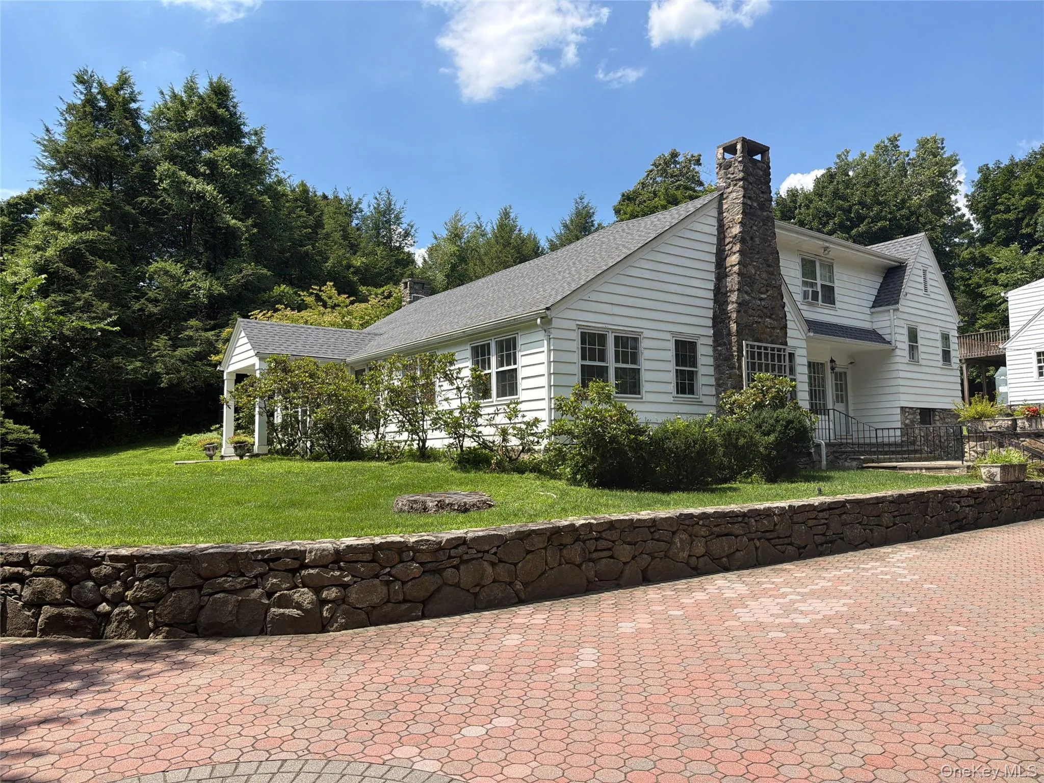 6 Raven Way, Mount Pleasant, NY, 4 Bedrooms Bedrooms, 9 Rooms Rooms,4 BathroomsBathrooms,Residential Lease,For Rent,Raven,0,1033990 6 Raven Way, Mount Pleasant, NY, 4 Bedrooms Bedrooms, 9 Rooms Rooms,4 BathroomsBathrooms,Residential Lease,For Rent,Raven,0,1033990