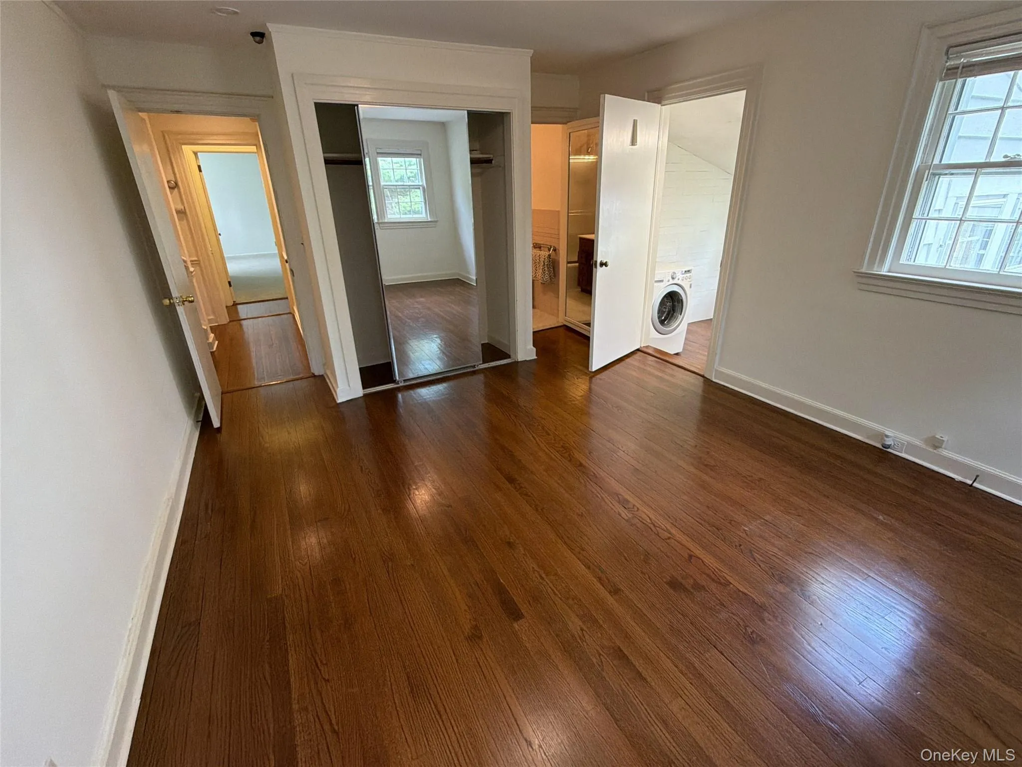 6 Raven Way, Mount Pleasant, NY, 4 Bedrooms Bedrooms, 9 Rooms Rooms,4 BathroomsBathrooms,Residential Lease,For Rent,Raven,0,1033990 6 Raven Way, Mount Pleasant, NY, 4 Bedrooms Bedrooms, 9 Rooms Rooms,4 BathroomsBathrooms,Residential Lease,For Rent,Raven,0,1033990