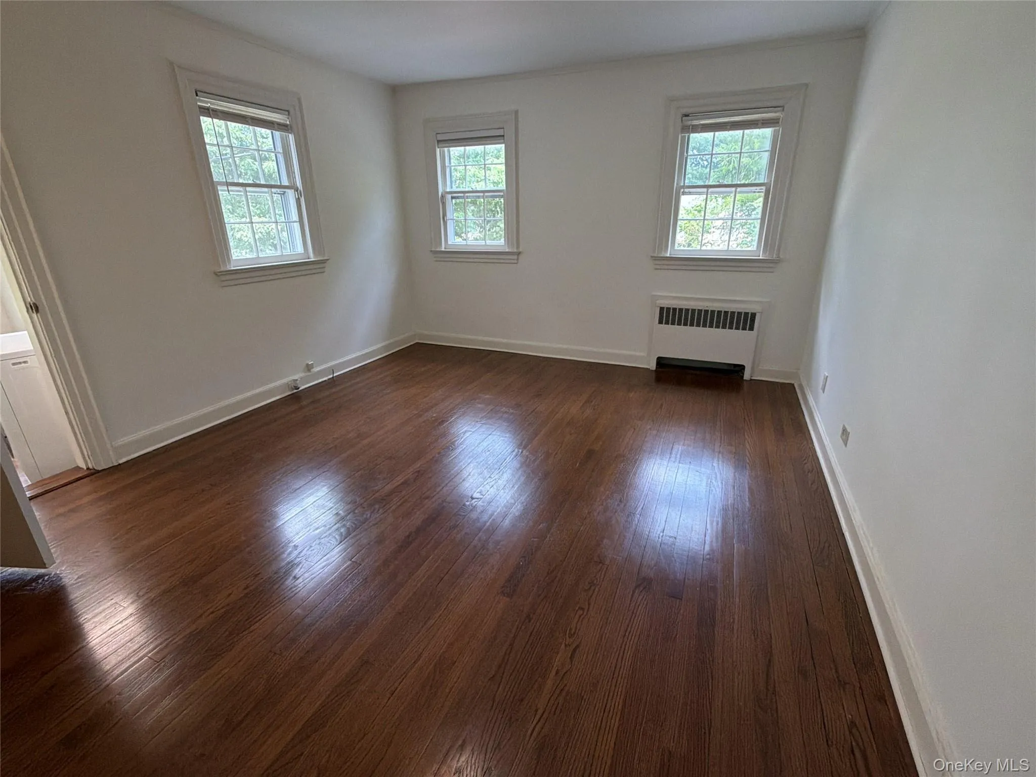6 Raven Way, Mount Pleasant, NY, 4 Bedrooms Bedrooms, 9 Rooms Rooms,4 BathroomsBathrooms,Residential Lease,For Rent,Raven,0,1033990 6 Raven Way, Mount Pleasant, NY, 4 Bedrooms Bedrooms, 9 Rooms Rooms,4 BathroomsBathrooms,Residential Lease,For Rent,Raven,0,1033990
