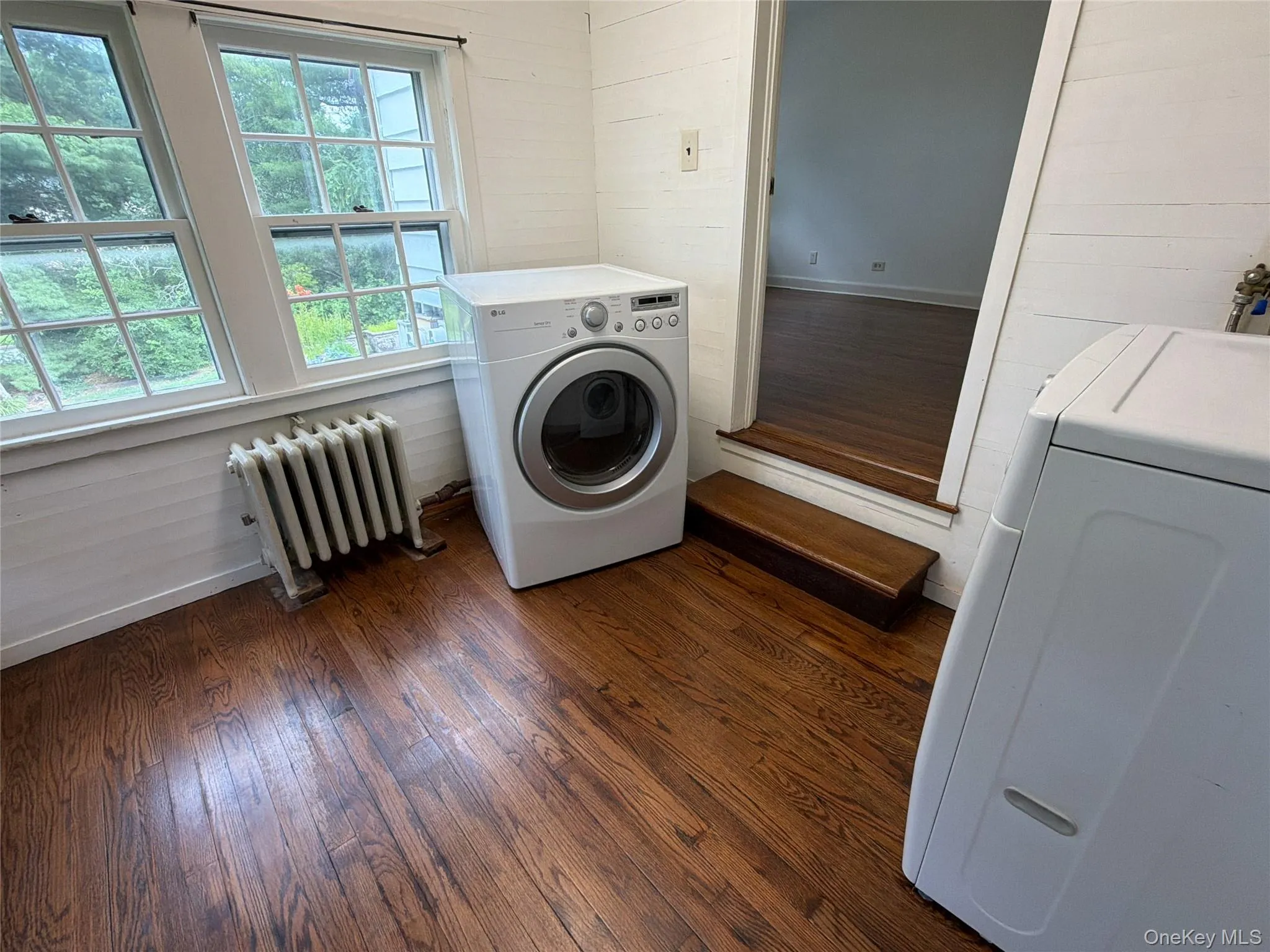 6 Raven Way, Mount Pleasant, NY, 4 Bedrooms Bedrooms, 9 Rooms Rooms,4 BathroomsBathrooms,Residential Lease,For Rent,Raven,0,1033990 6 Raven Way, Mount Pleasant, NY, 4 Bedrooms Bedrooms, 9 Rooms Rooms,4 BathroomsBathrooms,Residential Lease,For Rent,Raven,0,1033990