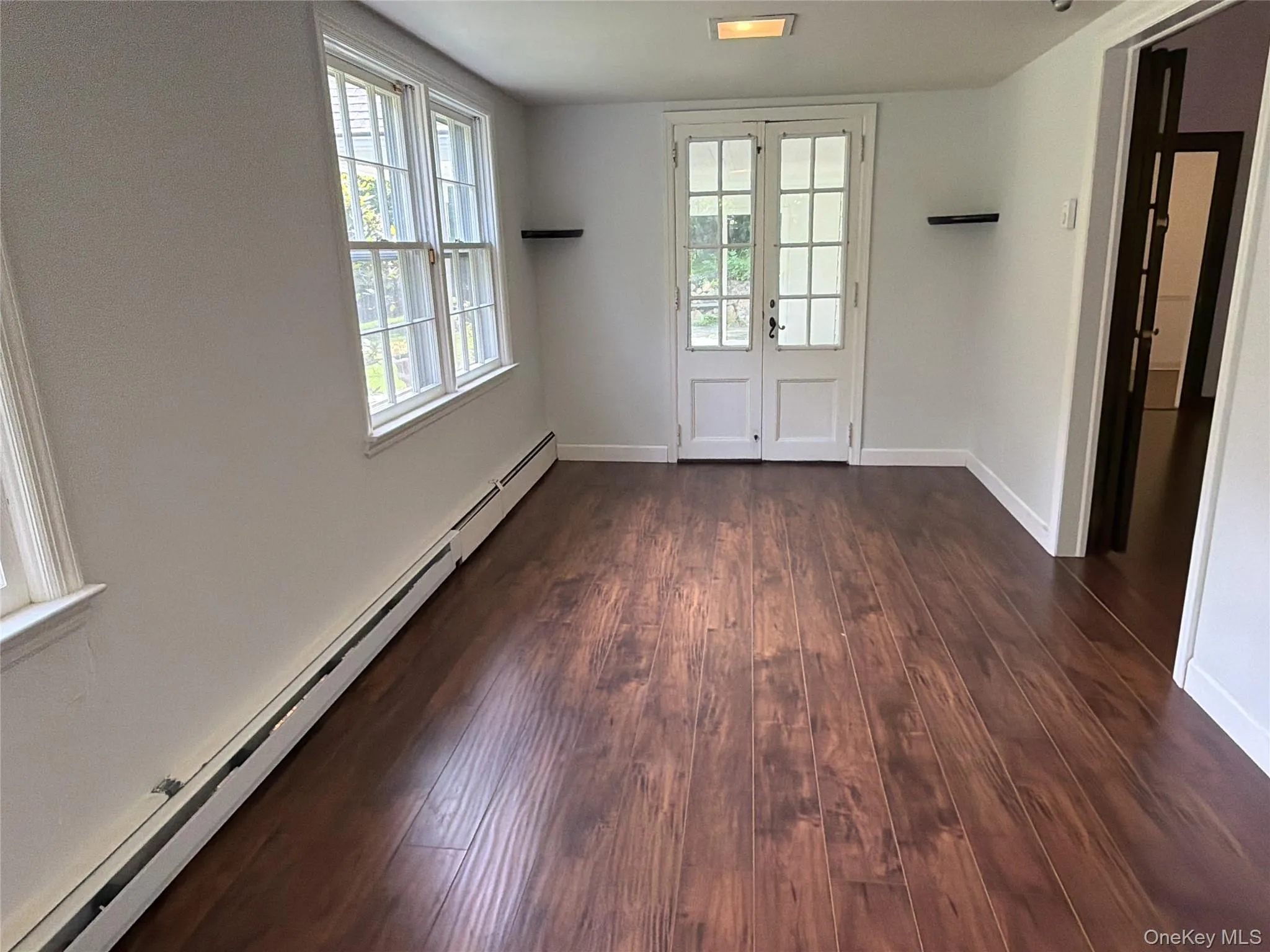 6 Raven Way, Mount Pleasant, NY, 4 Bedrooms Bedrooms, 9 Rooms Rooms,4 BathroomsBathrooms,Residential Lease,For Rent,Raven,0,1033990 6 Raven Way, Mount Pleasant, NY, 4 Bedrooms Bedrooms, 9 Rooms Rooms,4 BathroomsBathrooms,Residential Lease,For Rent,Raven,0,1033990