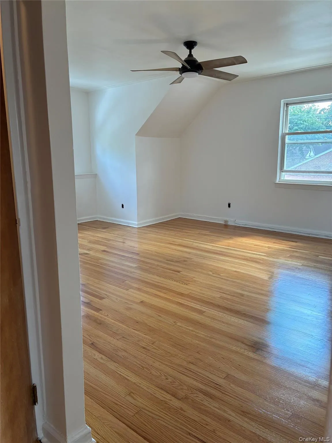 105 Wakefield Avenue, Yonkers, NY, 2 Bedrooms Bedrooms, 5 Rooms Rooms,1 BathroomBathrooms,Residential Lease,For Rent,Wakefield,0,1033992 105 Wakefield Avenue, Yonkers, NY, 2 Bedrooms Bedrooms, 5 Rooms Rooms,1 BathroomBathrooms,Residential Lease,For Rent,Wakefield,0,1033992