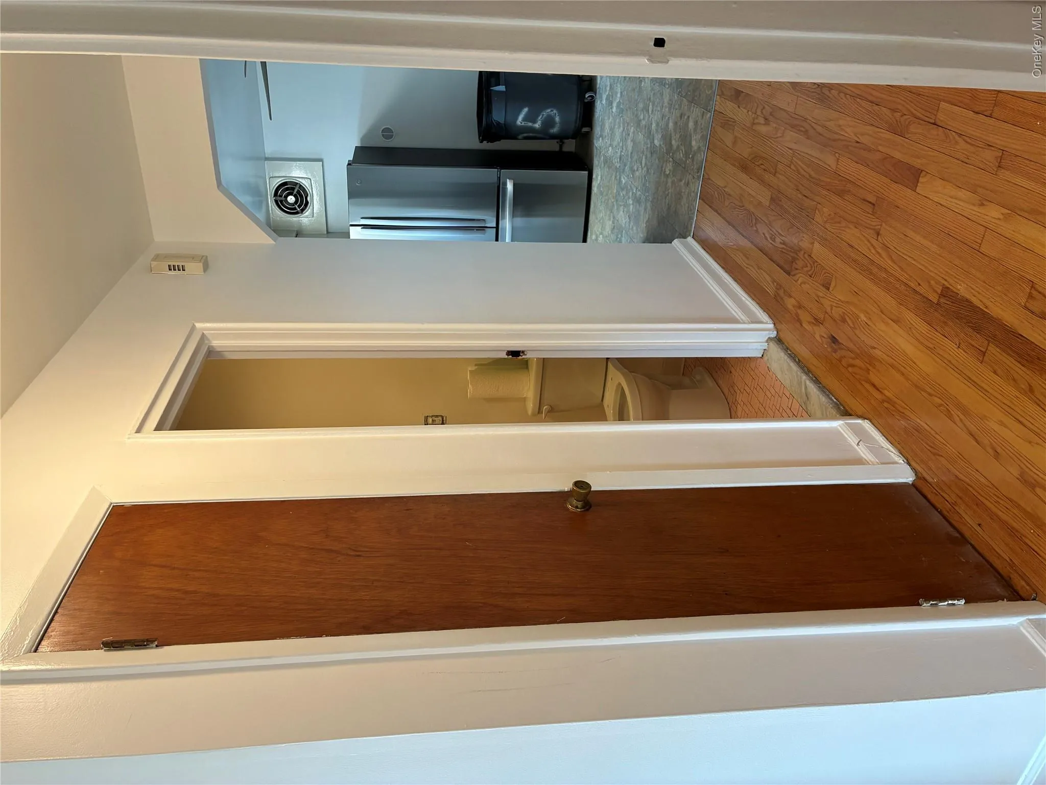 105 Wakefield Avenue, Yonkers, NY, 2 Bedrooms Bedrooms, 5 Rooms Rooms,1 BathroomBathrooms,Residential Lease,For Rent,Wakefield,0,1033992 105 Wakefield Avenue, Yonkers, NY, 2 Bedrooms Bedrooms, 5 Rooms Rooms,1 BathroomBathrooms,Residential Lease,For Rent,Wakefield,0,1033992