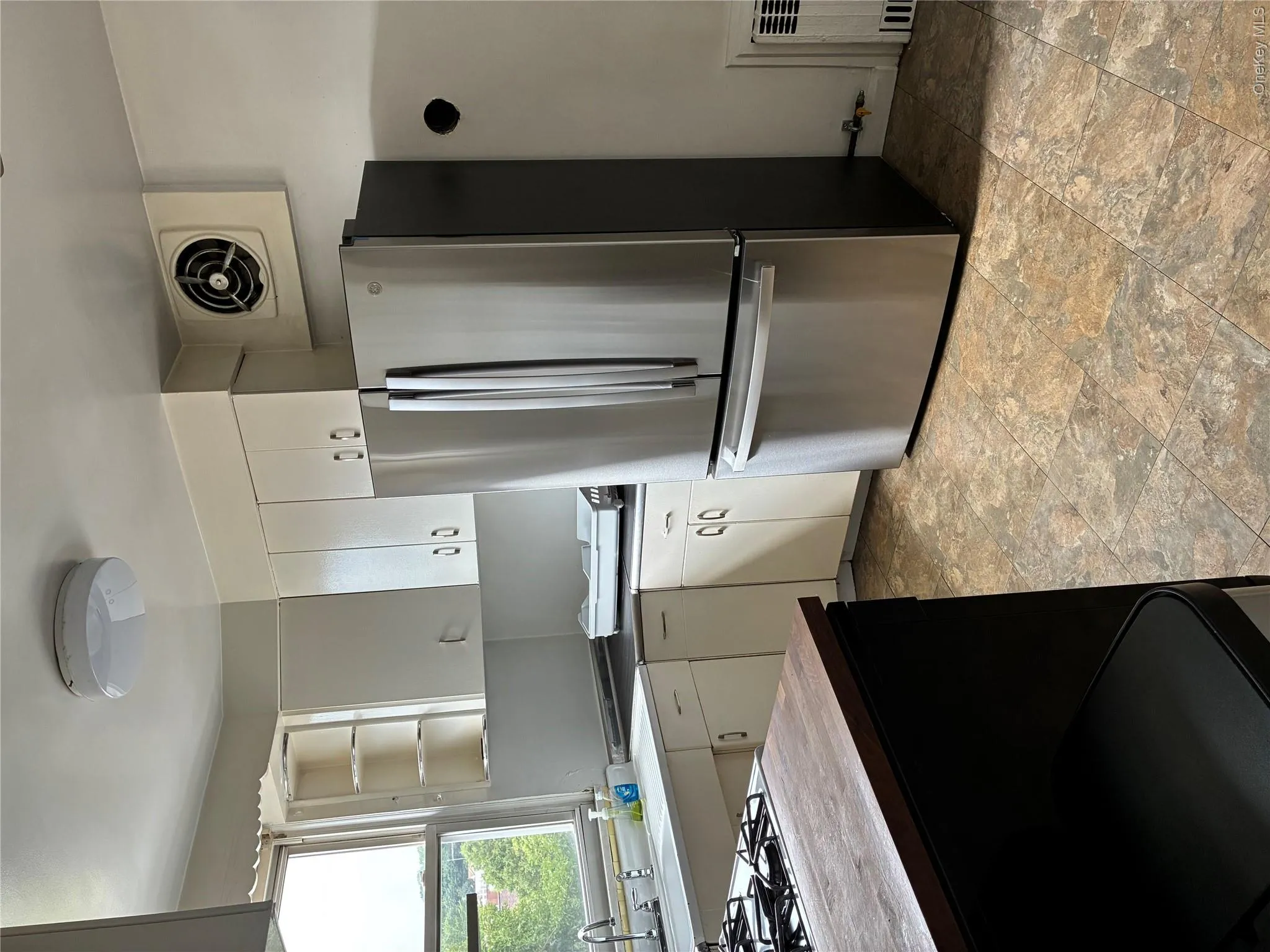 105 Wakefield Avenue, Yonkers, NY, 2 Bedrooms Bedrooms, 5 Rooms Rooms,1 BathroomBathrooms,Residential Lease,For Rent,Wakefield,0,1033992 105 Wakefield Avenue, Yonkers, NY, 2 Bedrooms Bedrooms, 5 Rooms Rooms,1 BathroomBathrooms,Residential Lease,For Rent,Wakefield,0,1033992