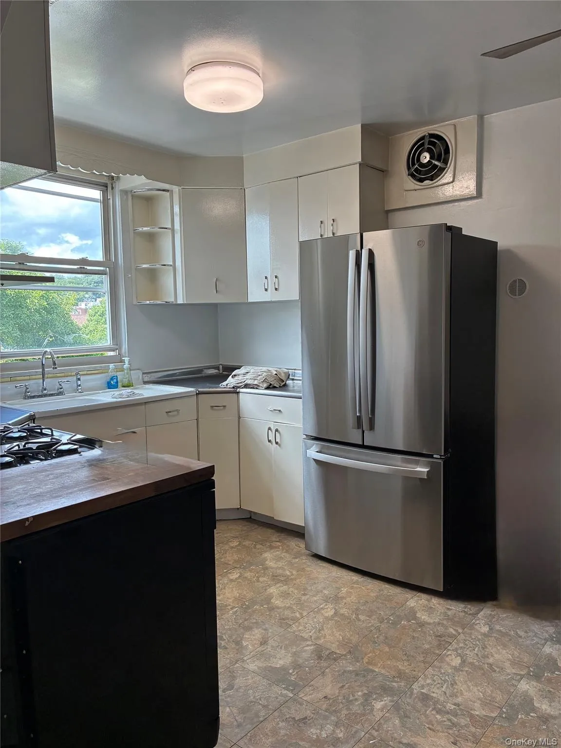 105 Wakefield Avenue, Yonkers, NY, 2 Bedrooms Bedrooms, 5 Rooms Rooms,1 BathroomBathrooms,Residential Lease,For Rent,Wakefield,0,1033992 105 Wakefield Avenue, Yonkers, NY, 2 Bedrooms Bedrooms, 5 Rooms Rooms,1 BathroomBathrooms,Residential Lease,For Rent,Wakefield,0,1033992