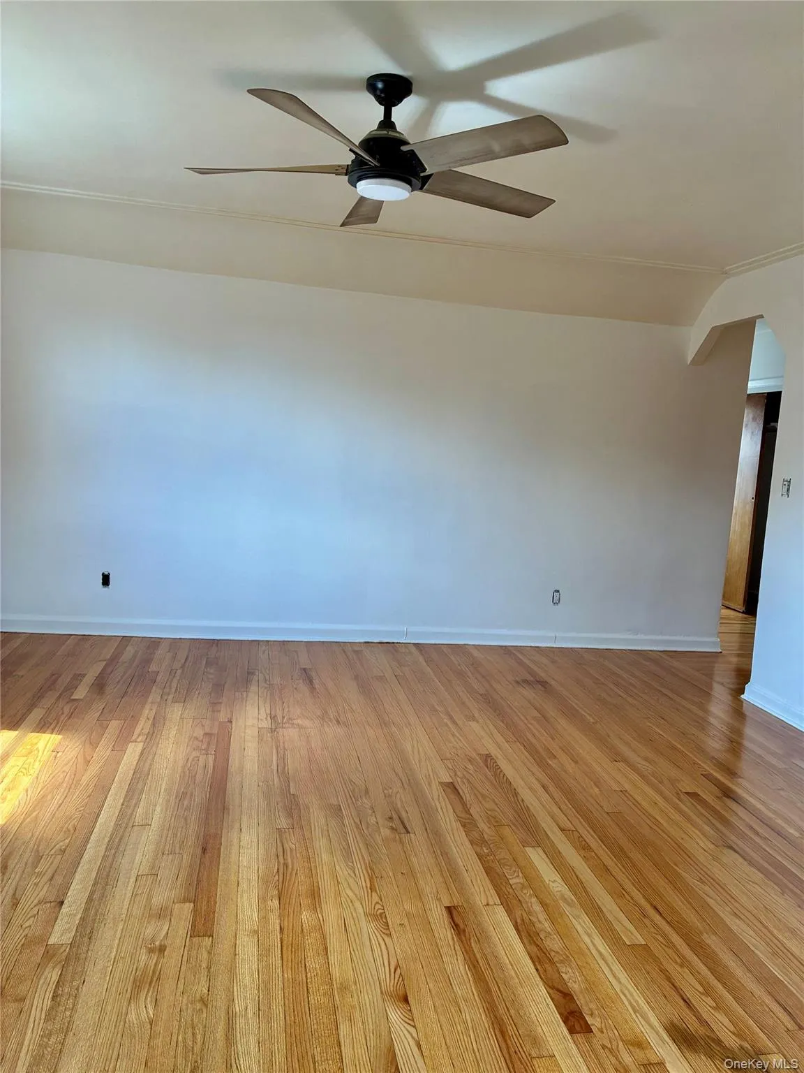 105 Wakefield Avenue, Yonkers, NY, 2 Bedrooms Bedrooms, 5 Rooms Rooms,1 BathroomBathrooms,Residential Lease,For Rent,Wakefield,0,1033992 105 Wakefield Avenue, Yonkers, NY, 2 Bedrooms Bedrooms, 5 Rooms Rooms,1 BathroomBathrooms,Residential Lease,For Rent,Wakefield,0,1033992