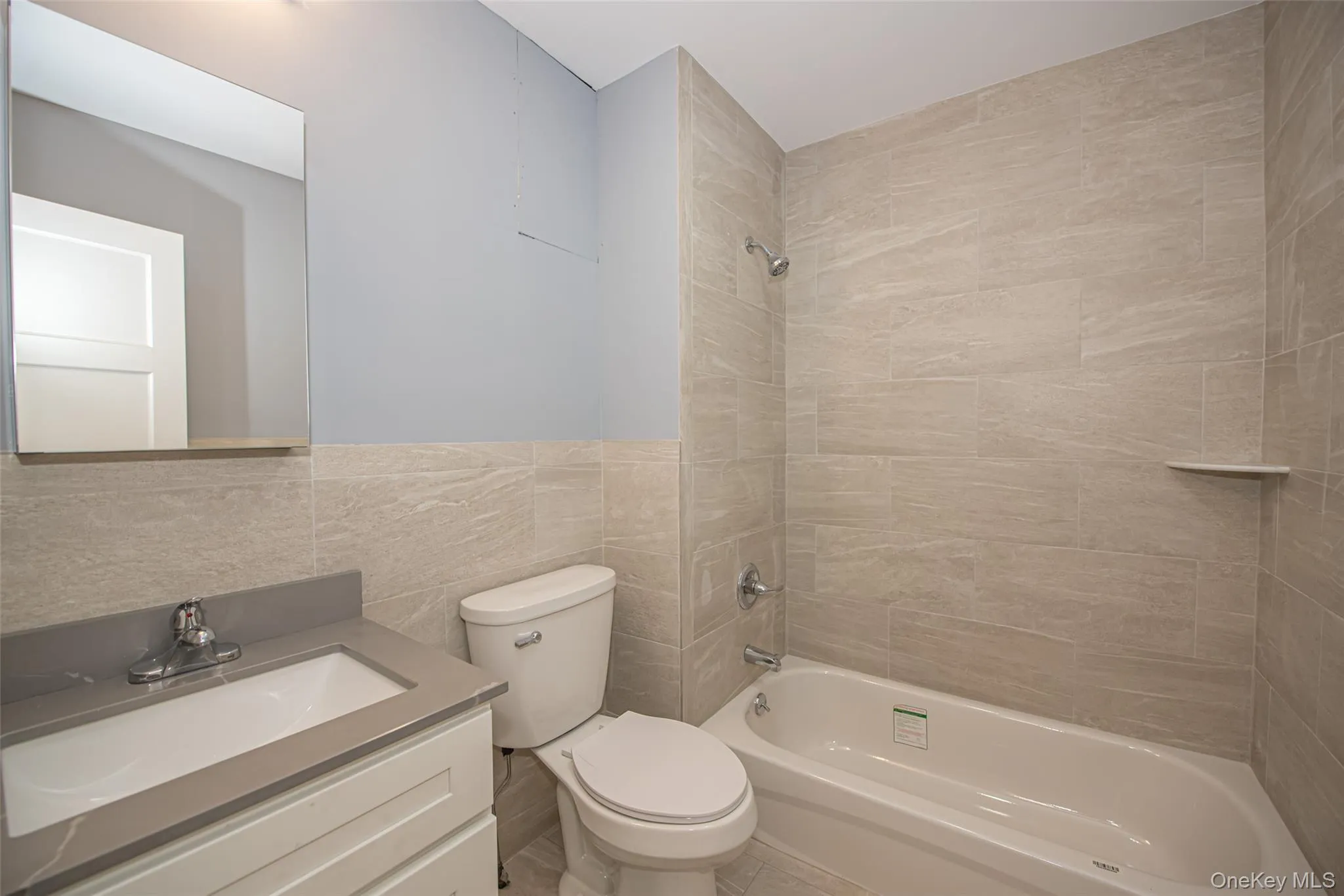 76 Amity Street, Brookhaven, NY, 3 Bedrooms Bedrooms, 5 Rooms Rooms,1 BathroomBathrooms,Residential Lease,For Rent,Amity,0,1033994 76 Amity Street, Brookhaven, NY, 3 Bedrooms Bedrooms, 5 Rooms Rooms,1 BathroomBathrooms,Residential Lease,For Rent,Amity,0,1033994