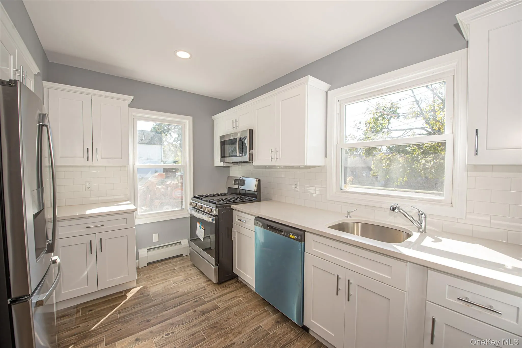 76 Amity Street, Brookhaven, NY, 3 Bedrooms Bedrooms, 5 Rooms Rooms,1 BathroomBathrooms,Residential Lease,For Rent,Amity,0,1033994 76 Amity Street, Brookhaven, NY, 3 Bedrooms Bedrooms, 5 Rooms Rooms,1 BathroomBathrooms,Residential Lease,For Rent,Amity,0,1033994