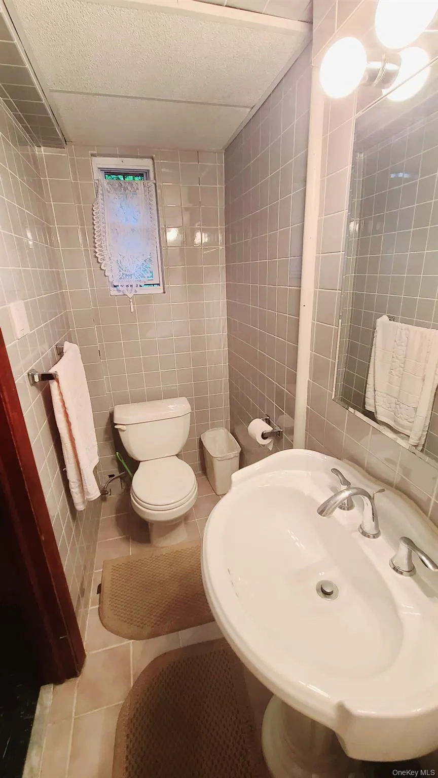 105-39 65th Road, New York, NY, 4 Bedrooms Bedrooms, 6 Rooms Rooms,2 BathroomsBathrooms,Residential Lease,For Rent,65th,0,1033997 105-39 65th Road, New York, NY, 4 Bedrooms Bedrooms, 6 Rooms Rooms,2 BathroomsBathrooms,Residential Lease,For Rent,65th,0,1033997