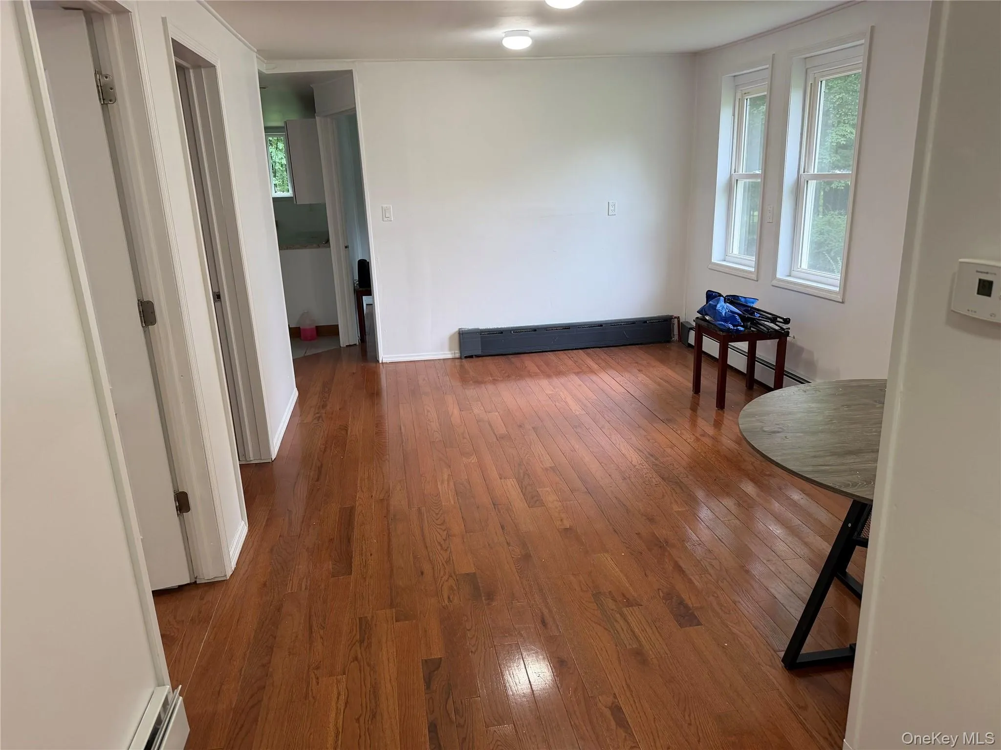 14 Maple Street, Fallsburg, NY, 3 Bedrooms Bedrooms, 6 Rooms Rooms,1 BathroomBathrooms,Residential Lease,For Rent,Maple,0,1033999 14 Maple Street, Fallsburg, NY, 3 Bedrooms Bedrooms, 6 Rooms Rooms,1 BathroomBathrooms,Residential Lease,For Rent,Maple,0,1033999