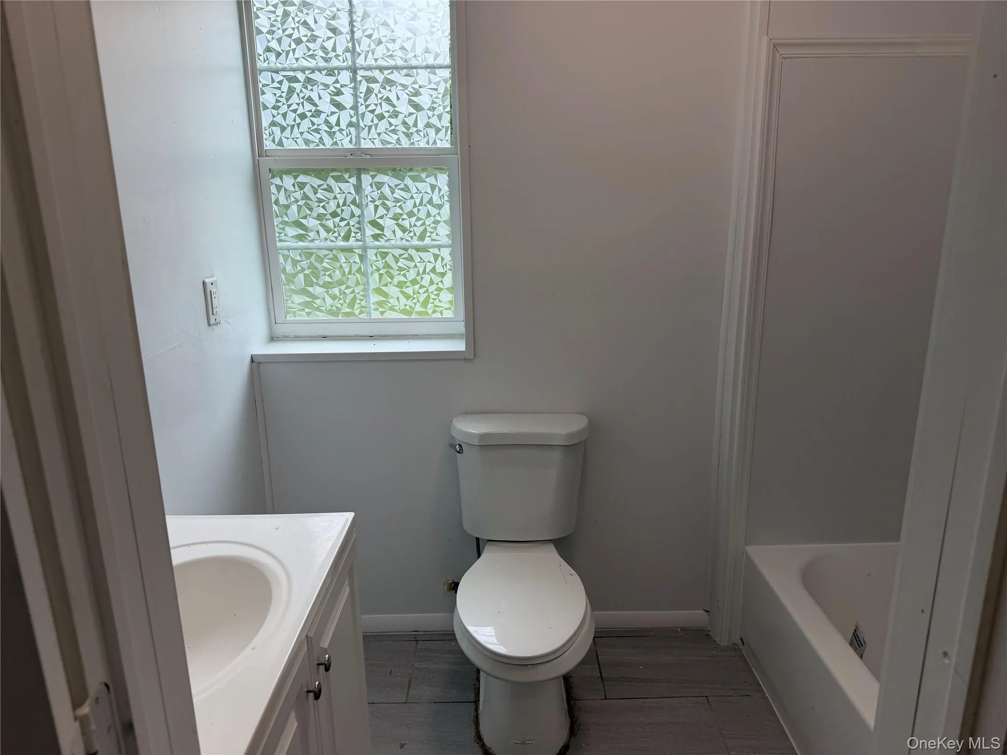 14 Maple Street, Fallsburg, NY, 3 Bedrooms Bedrooms, 6 Rooms Rooms,1 BathroomBathrooms,Residential Lease,For Rent,Maple,0,1033999 14 Maple Street, Fallsburg, NY, 3 Bedrooms Bedrooms, 6 Rooms Rooms,1 BathroomBathrooms,Residential Lease,For Rent,Maple,0,1033999