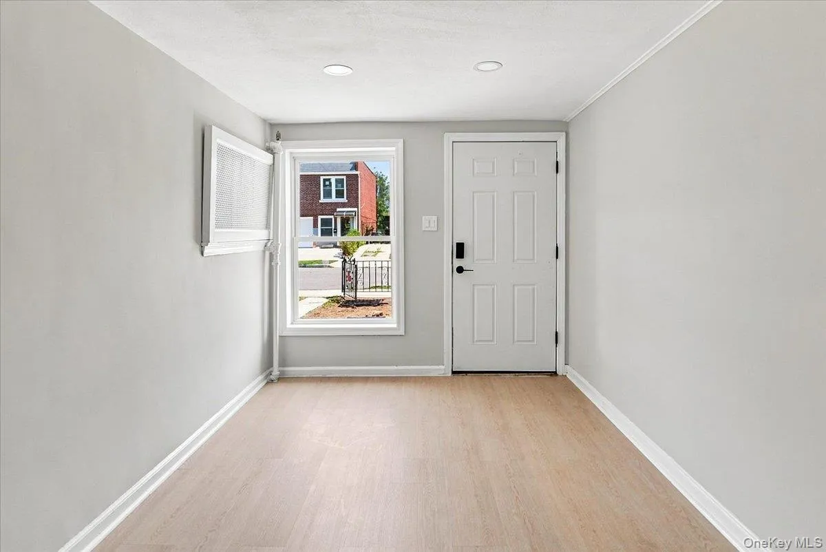 13534 117th Street, New York, NY, 3 Bedrooms Bedrooms, 8 Rooms Rooms,1 BathroomBathrooms,Residential,For Rent,117th,0,1034000 13534 117th Street, New York, NY, 3 Bedrooms Bedrooms, 8 Rooms Rooms,1 BathroomBathrooms,Residential,For Rent,117th,0,1034000