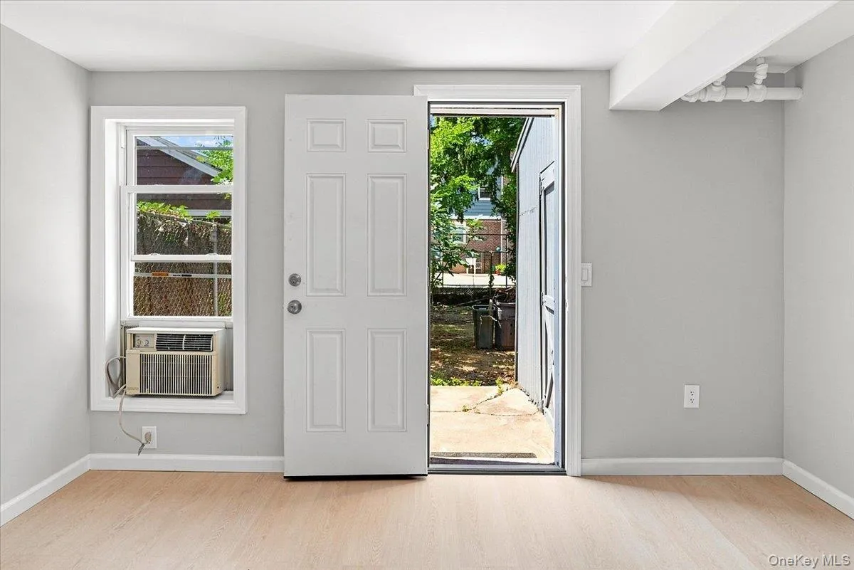 13534 117th Street, New York, NY, 3 Bedrooms Bedrooms, 8 Rooms Rooms,1 BathroomBathrooms,Residential,For Rent,117th,0,1034000 13534 117th Street, New York, NY, 3 Bedrooms Bedrooms, 8 Rooms Rooms,1 BathroomBathrooms,Residential,For Rent,117th,0,1034000