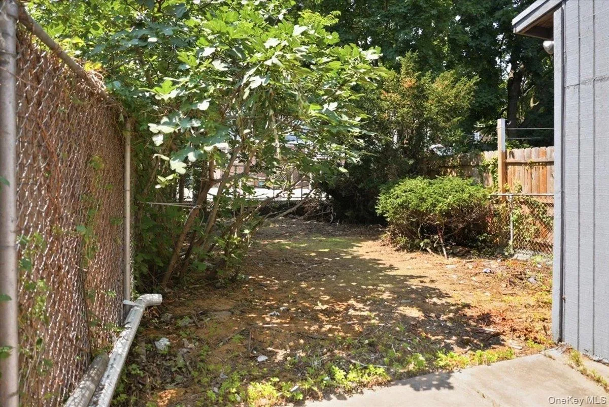 13534 117th Street, New York, NY, 3 Bedrooms Bedrooms, 8 Rooms Rooms,1 BathroomBathrooms,Residential,For Rent,117th,0,1034000 13534 117th Street, New York, NY, 3 Bedrooms Bedrooms, 8 Rooms Rooms,1 BathroomBathrooms,Residential,For Rent,117th,0,1034000