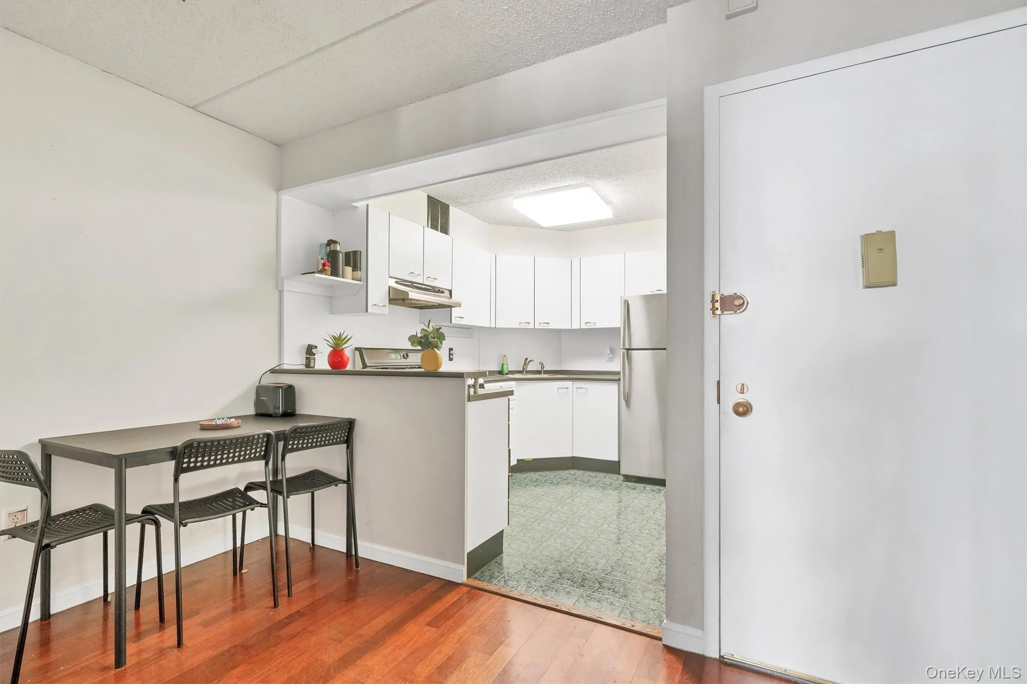 703 Pelham Road, New Rochelle, NY, 1 Bedroom Bedrooms, 4 Rooms Rooms,1 BathroomBathrooms,Residential,For Rent,Pelham,0,1034001 703 Pelham Road, New Rochelle, NY, 1 Bedroom Bedrooms, 4 Rooms Rooms,1 BathroomBathrooms,Residential,For Rent,Pelham,0,1034001