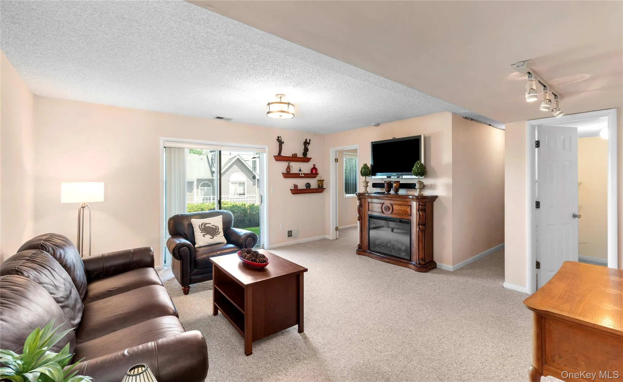 45 Eagle Ridge Way, Clarkstown, NY, 2 Bedrooms Bedrooms, 7 Rooms Rooms,2 BathroomsBathrooms,Residential,For Rent,Eagle Ridge,0,1034003 45 Eagle Ridge Way, Clarkstown, NY, 2 Bedrooms Bedrooms, 7 Rooms Rooms,2 BathroomsBathrooms,Residential,For Rent,Eagle Ridge,0,1034003