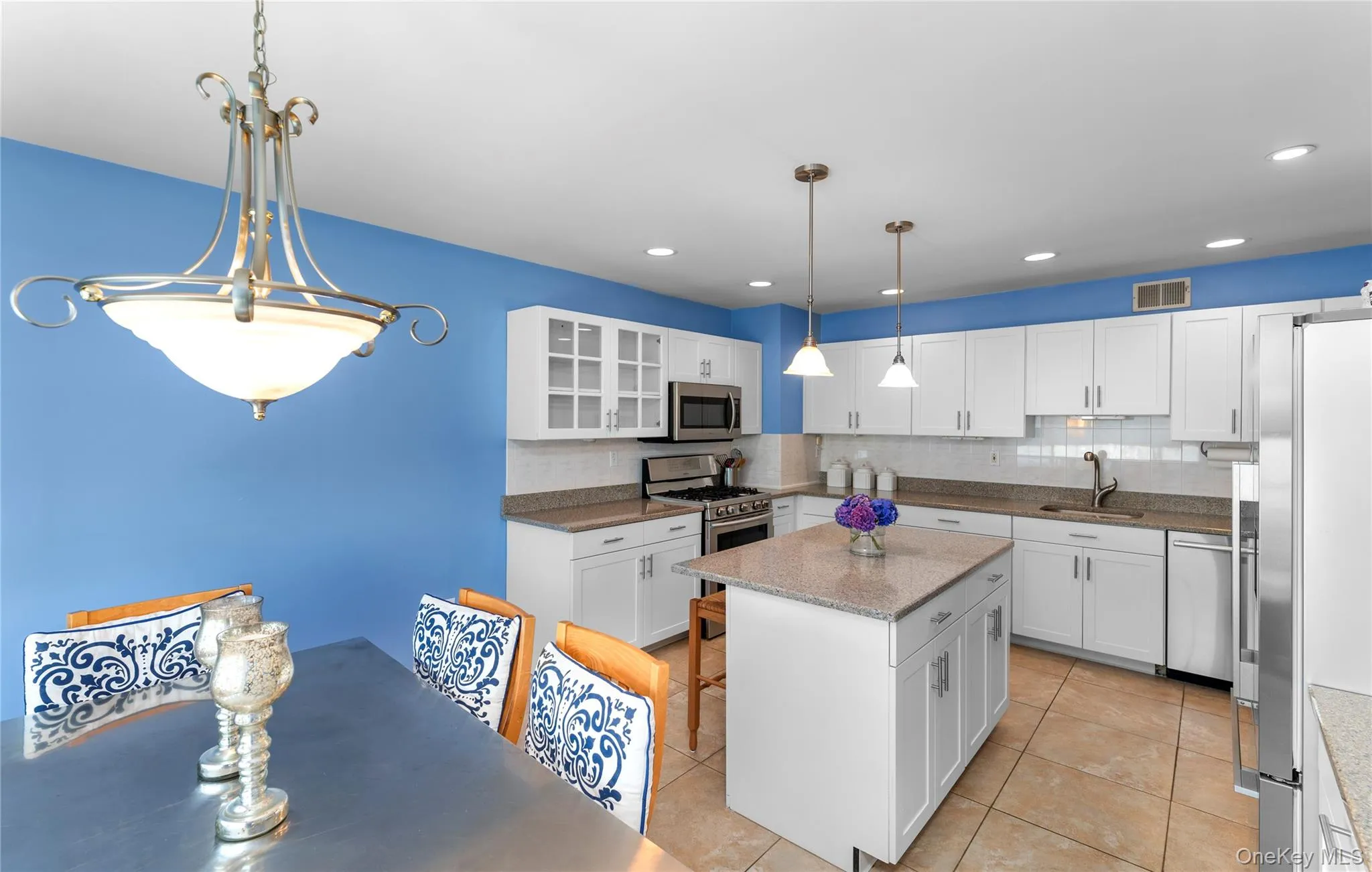 45 Eagle Ridge Way, Clarkstown, NY, 2 Bedrooms Bedrooms, 7 Rooms Rooms,2 BathroomsBathrooms,Residential,For Rent,Eagle Ridge,0,1034003 45 Eagle Ridge Way, Clarkstown, NY, 2 Bedrooms Bedrooms, 7 Rooms Rooms,2 BathroomsBathrooms,Residential,For Rent,Eagle Ridge,0,1034003