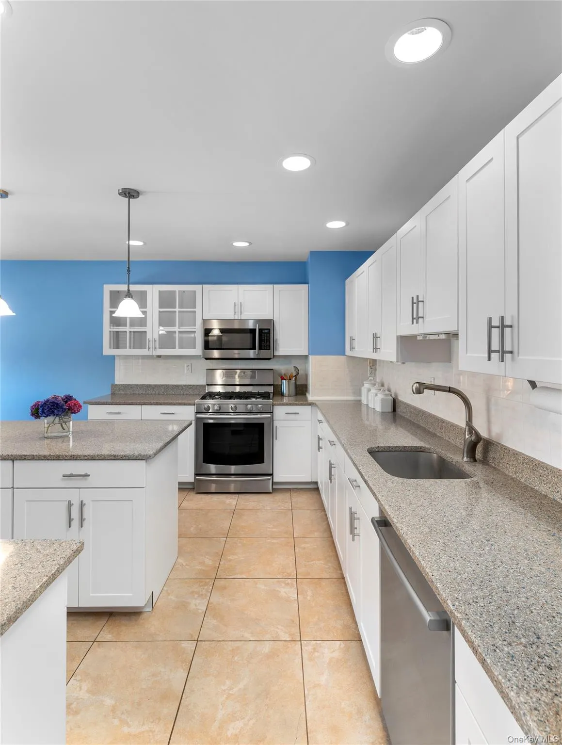 45 Eagle Ridge Way, Clarkstown, NY, 2 Bedrooms Bedrooms, 7 Rooms Rooms,2 BathroomsBathrooms,Residential,For Rent,Eagle Ridge,0,1034003 45 Eagle Ridge Way, Clarkstown, NY, 2 Bedrooms Bedrooms, 7 Rooms Rooms,2 BathroomsBathrooms,Residential,For Rent,Eagle Ridge,0,1034003