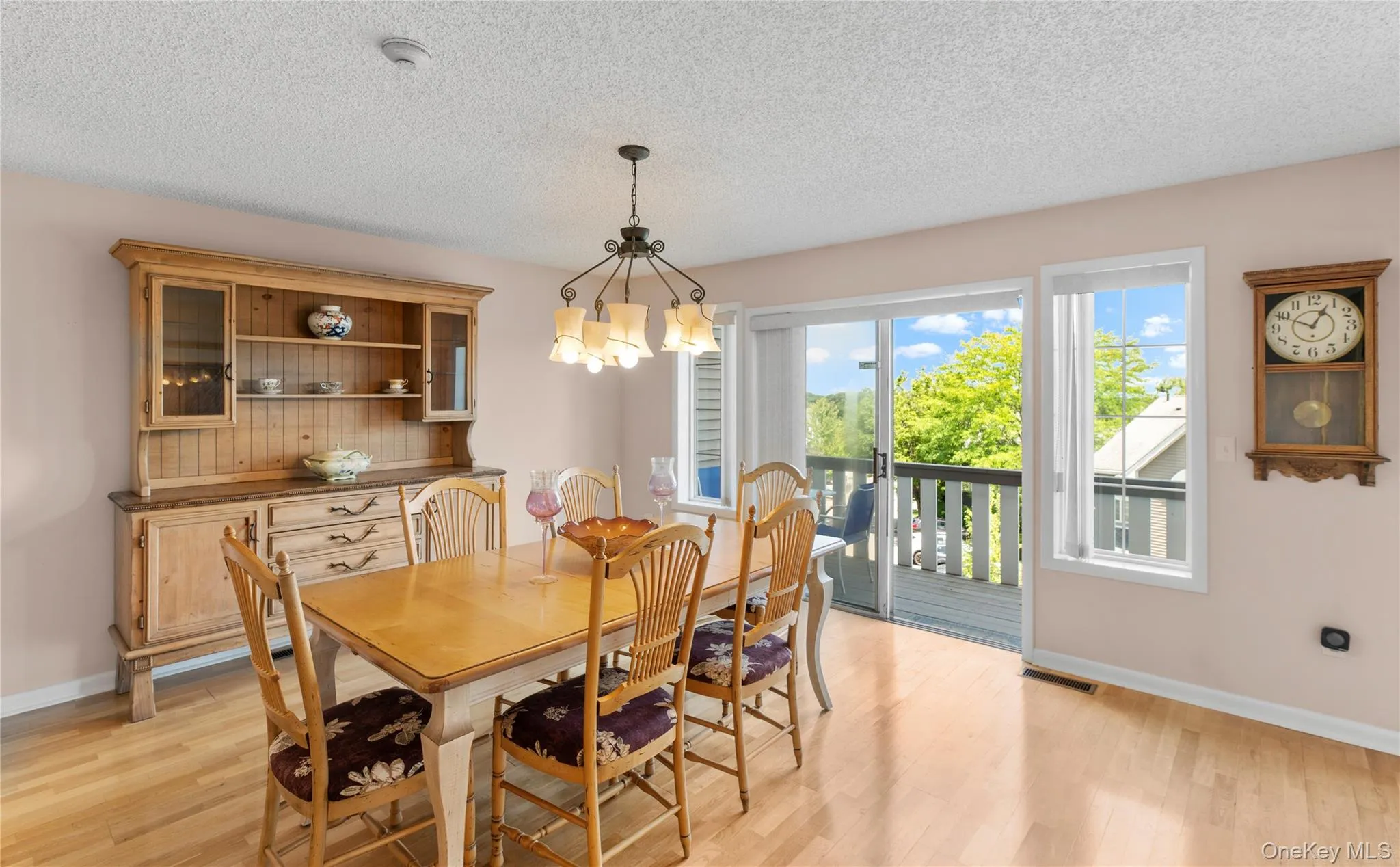 45 Eagle Ridge Way, Clarkstown, NY, 2 Bedrooms Bedrooms, 7 Rooms Rooms,2 BathroomsBathrooms,Residential,For Rent,Eagle Ridge,0,1034003 45 Eagle Ridge Way, Clarkstown, NY, 2 Bedrooms Bedrooms, 7 Rooms Rooms,2 BathroomsBathrooms,Residential,For Rent,Eagle Ridge,0,1034003