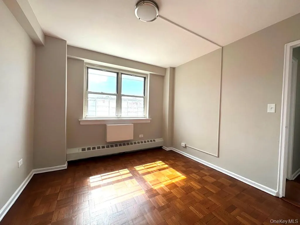 8900 170th Street, New York, NY, 2 Bedrooms Bedrooms, 5 Rooms Rooms,1 BathroomBathrooms,Residential,For Rent,170th,0,1034004 8900 170th Street, New York, NY, 2 Bedrooms Bedrooms, 5 Rooms Rooms,1 BathroomBathrooms,Residential,For Rent,170th,0,1034004