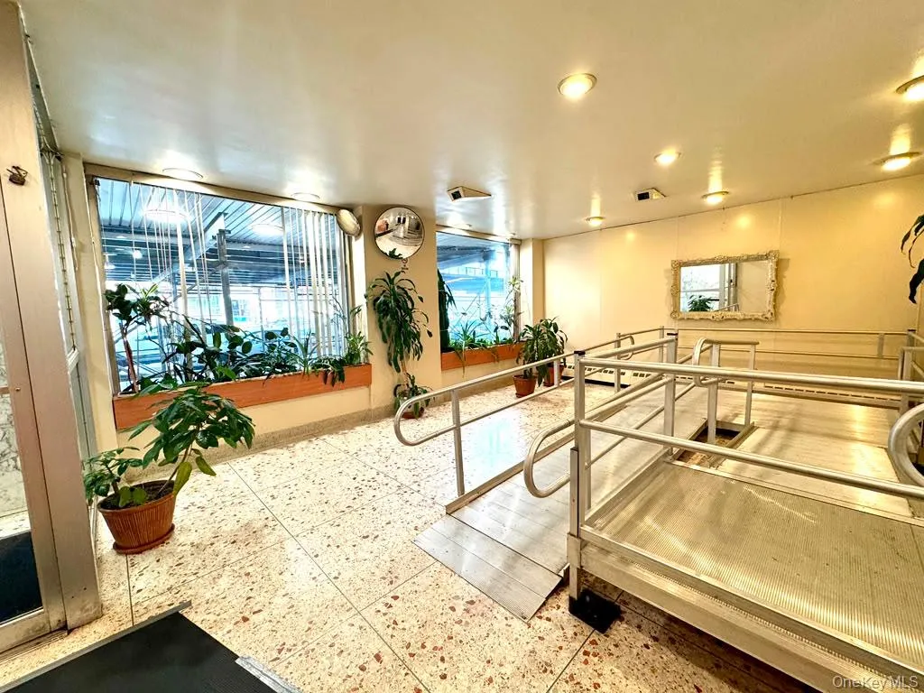 8900 170th Street, New York, NY, 2 Bedrooms Bedrooms, 5 Rooms Rooms,1 BathroomBathrooms,Residential,For Rent,170th,0,1034004 8900 170th Street, New York, NY, 2 Bedrooms Bedrooms, 5 Rooms Rooms,1 BathroomBathrooms,Residential,For Rent,170th,0,1034004