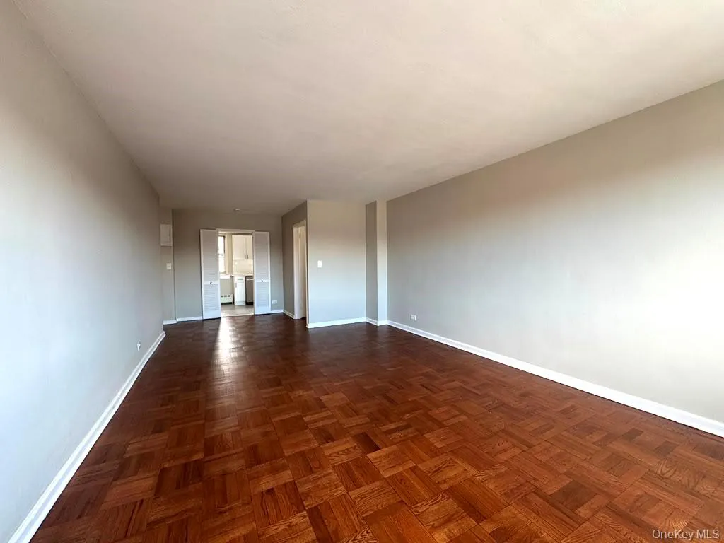 8900 170th Street, New York, NY, 2 Bedrooms Bedrooms, 5 Rooms Rooms,1 BathroomBathrooms,Residential,For Rent,170th,0,1034004 8900 170th Street, New York, NY, 2 Bedrooms Bedrooms, 5 Rooms Rooms,1 BathroomBathrooms,Residential,For Rent,170th,0,1034004