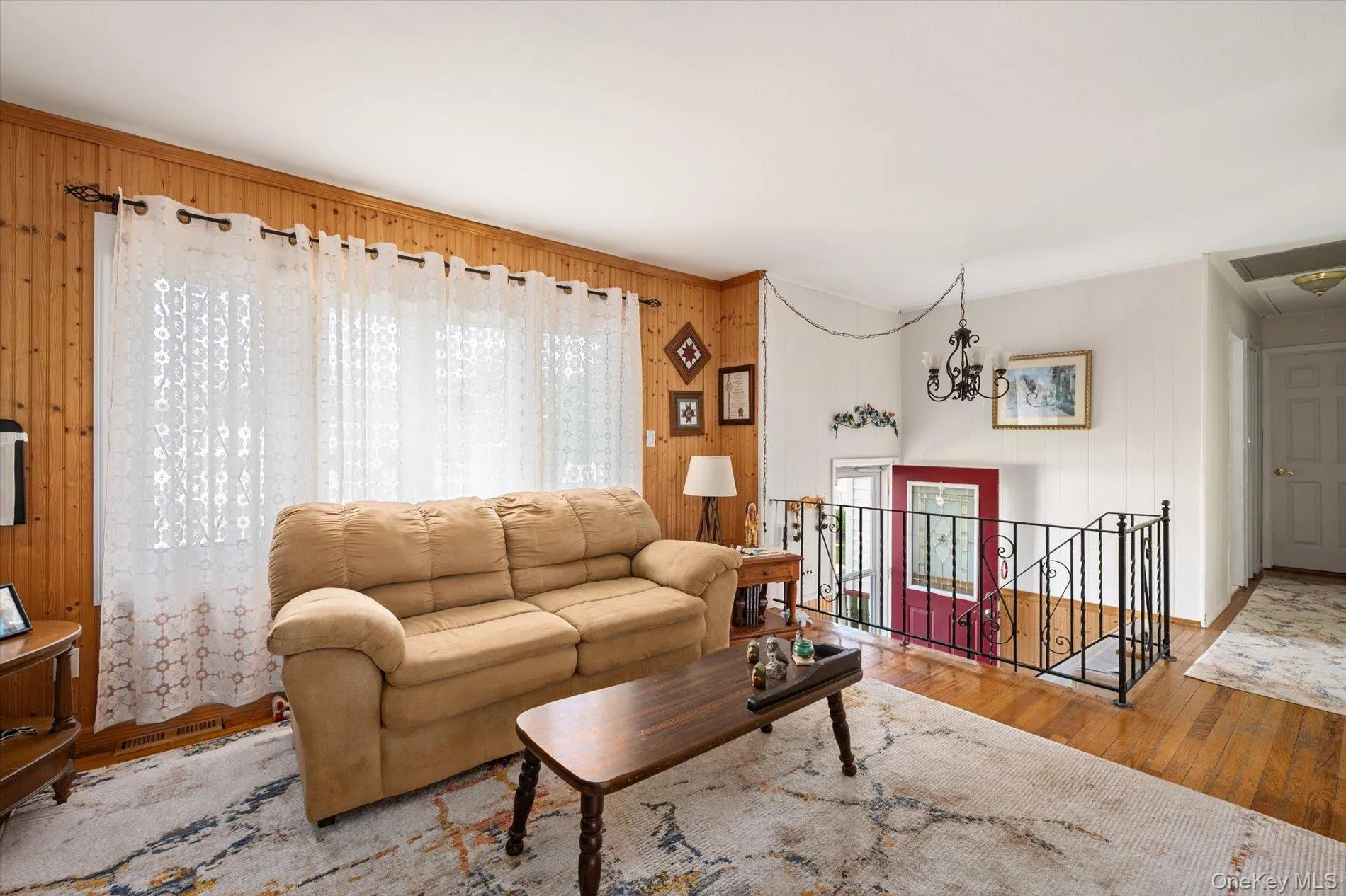 2707 Gull Avenue, Brookhaven, NY, 3 Bedrooms Bedrooms, 9 Rooms Rooms,1 BathroomBathrooms,Residential,For Rent,Gull,0,1034005 2707 Gull Avenue, Brookhaven, NY, 3 Bedrooms Bedrooms, 9 Rooms Rooms,1 BathroomBathrooms,Residential,For Rent,Gull,0,1034005