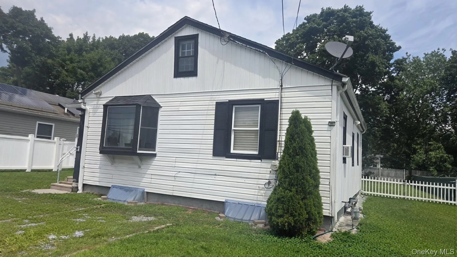 187 Crooked Hill Road, Islip, NY, 3 Bedrooms Bedrooms, 7 Rooms Rooms,2 BathroomsBathrooms,Residential,For Rent,Crooked Hill,0,1034007 187 Crooked Hill Road, Islip, NY, 3 Bedrooms Bedrooms, 7 Rooms Rooms,2 BathroomsBathrooms,Residential,For Rent,Crooked Hill,0,1034007