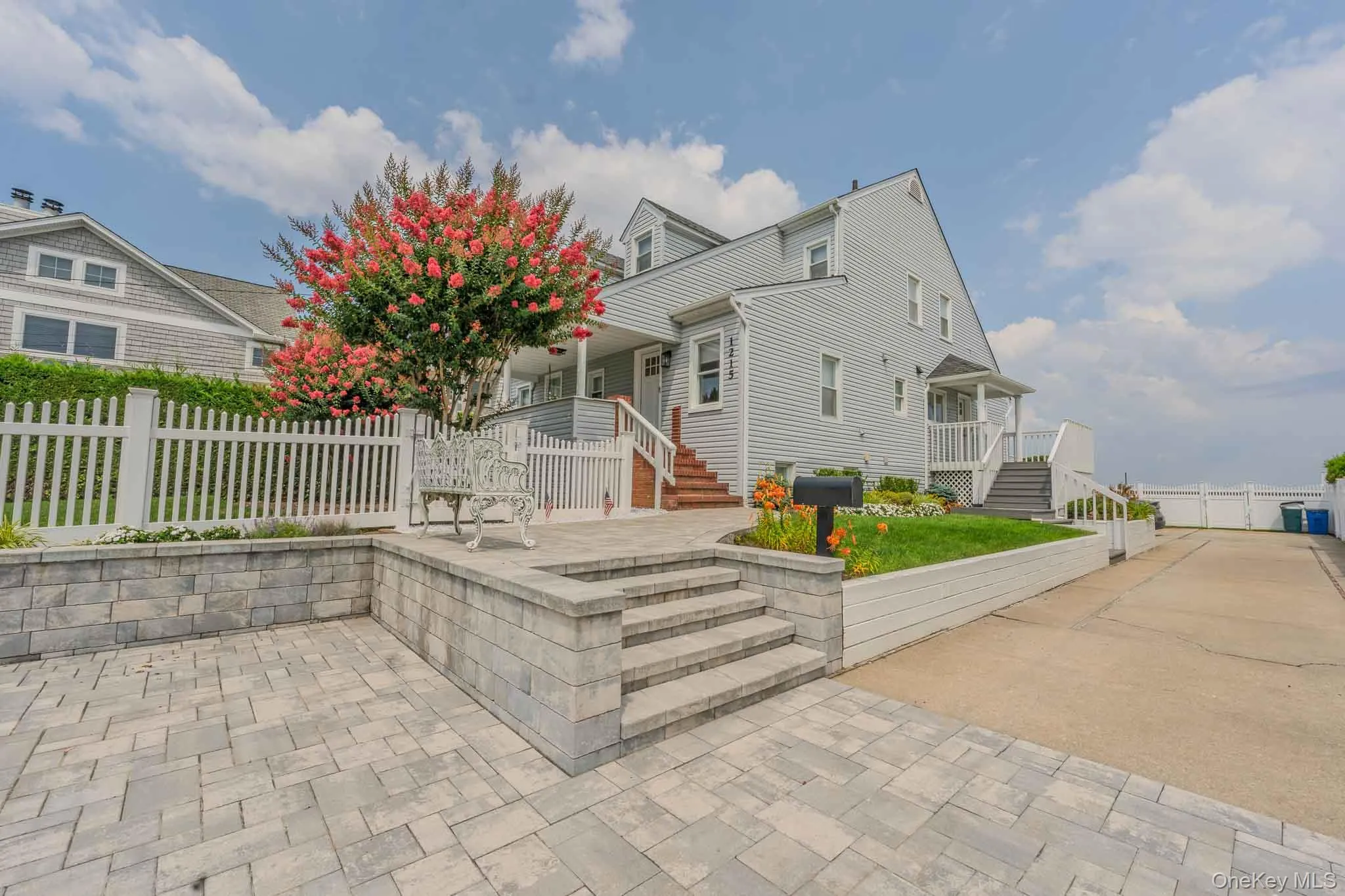 1215 Park Avenue, Long Beach, NY, 2 Bedrooms Bedrooms, 5 Rooms Rooms,1 BathroomBathrooms,Residential Lease,For Rent,Park,0,1034008 1215 Park Avenue, Long Beach, NY, 2 Bedrooms Bedrooms, 5 Rooms Rooms,1 BathroomBathrooms,Residential Lease,For Rent,Park,0,1034008