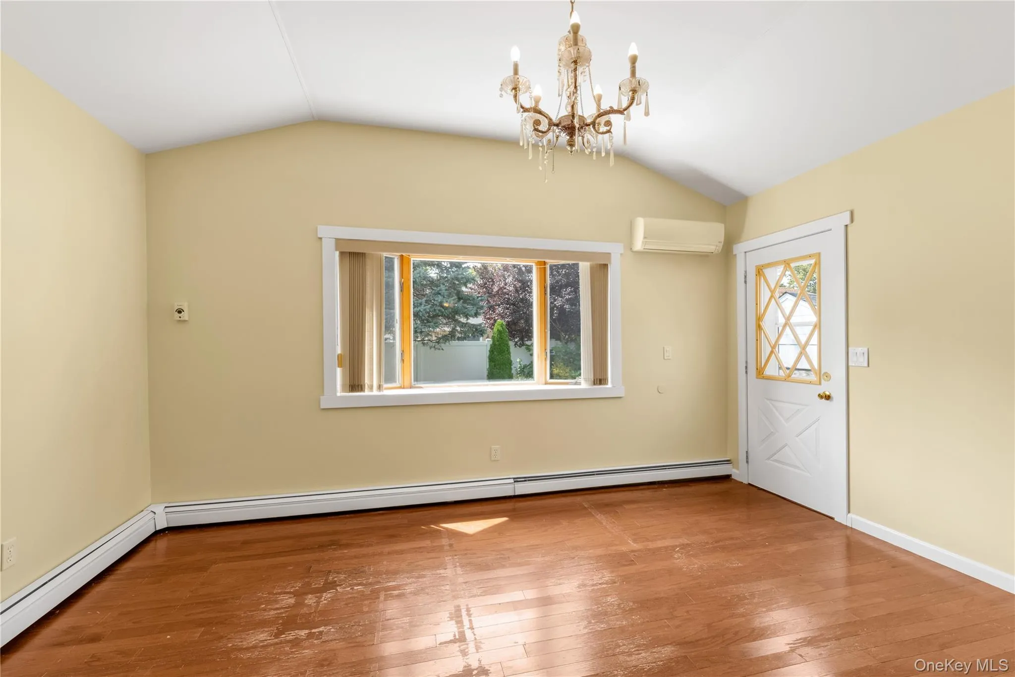 33 Michael Lane, North Hempstead, NY, 4 Bedrooms Bedrooms, 7 Rooms Rooms,2 BathroomsBathrooms,Residential,For Rent,Michael,0,1034013 33 Michael Lane, North Hempstead, NY, 4 Bedrooms Bedrooms, 7 Rooms Rooms,2 BathroomsBathrooms,Residential,For Rent,Michael,0,1034013