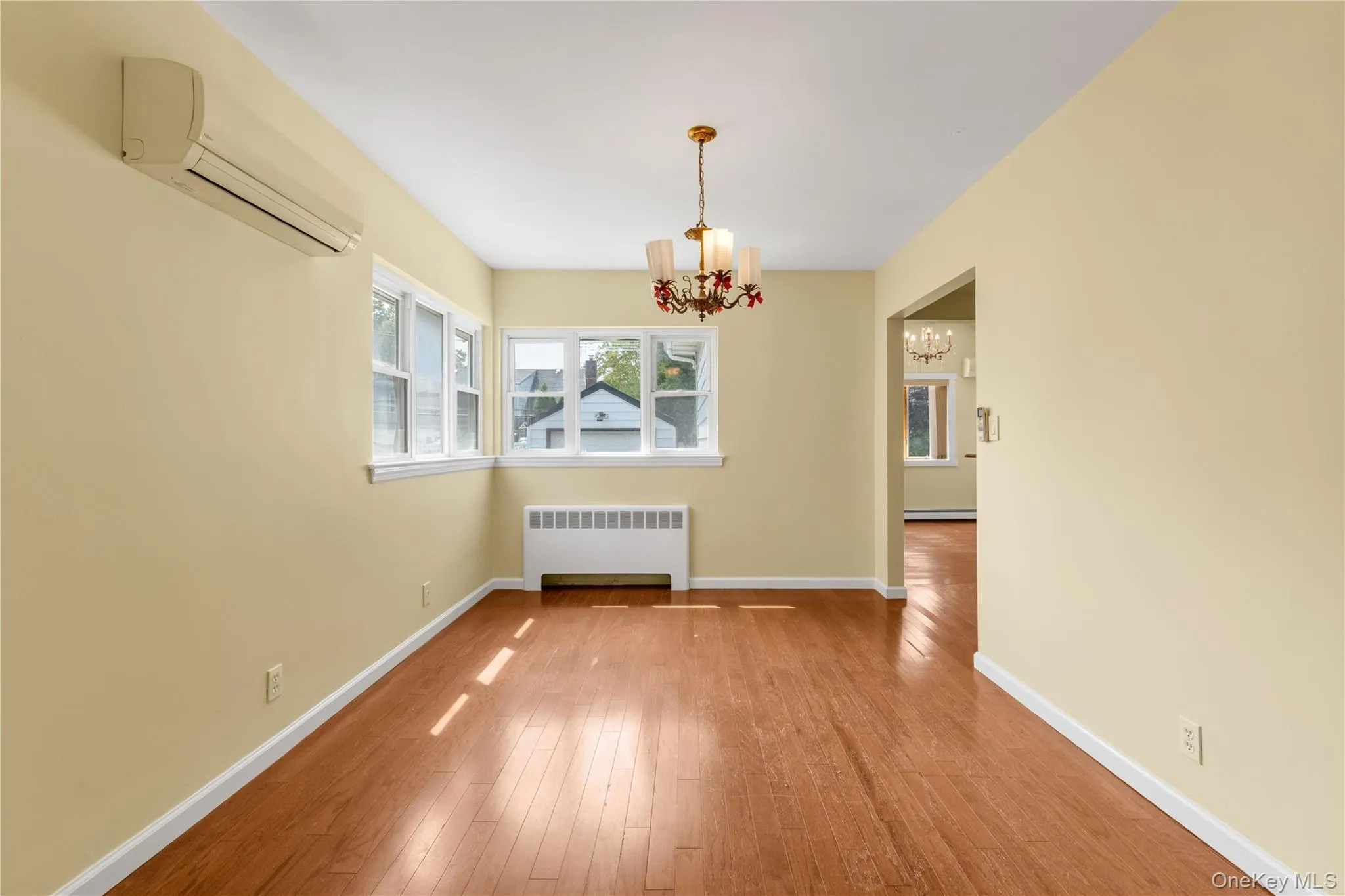 33 Michael Lane, North Hempstead, NY, 4 Bedrooms Bedrooms, 7 Rooms Rooms,2 BathroomsBathrooms,Residential,For Rent,Michael,0,1034013 33 Michael Lane, North Hempstead, NY, 4 Bedrooms Bedrooms, 7 Rooms Rooms,2 BathroomsBathrooms,Residential,For Rent,Michael,0,1034013