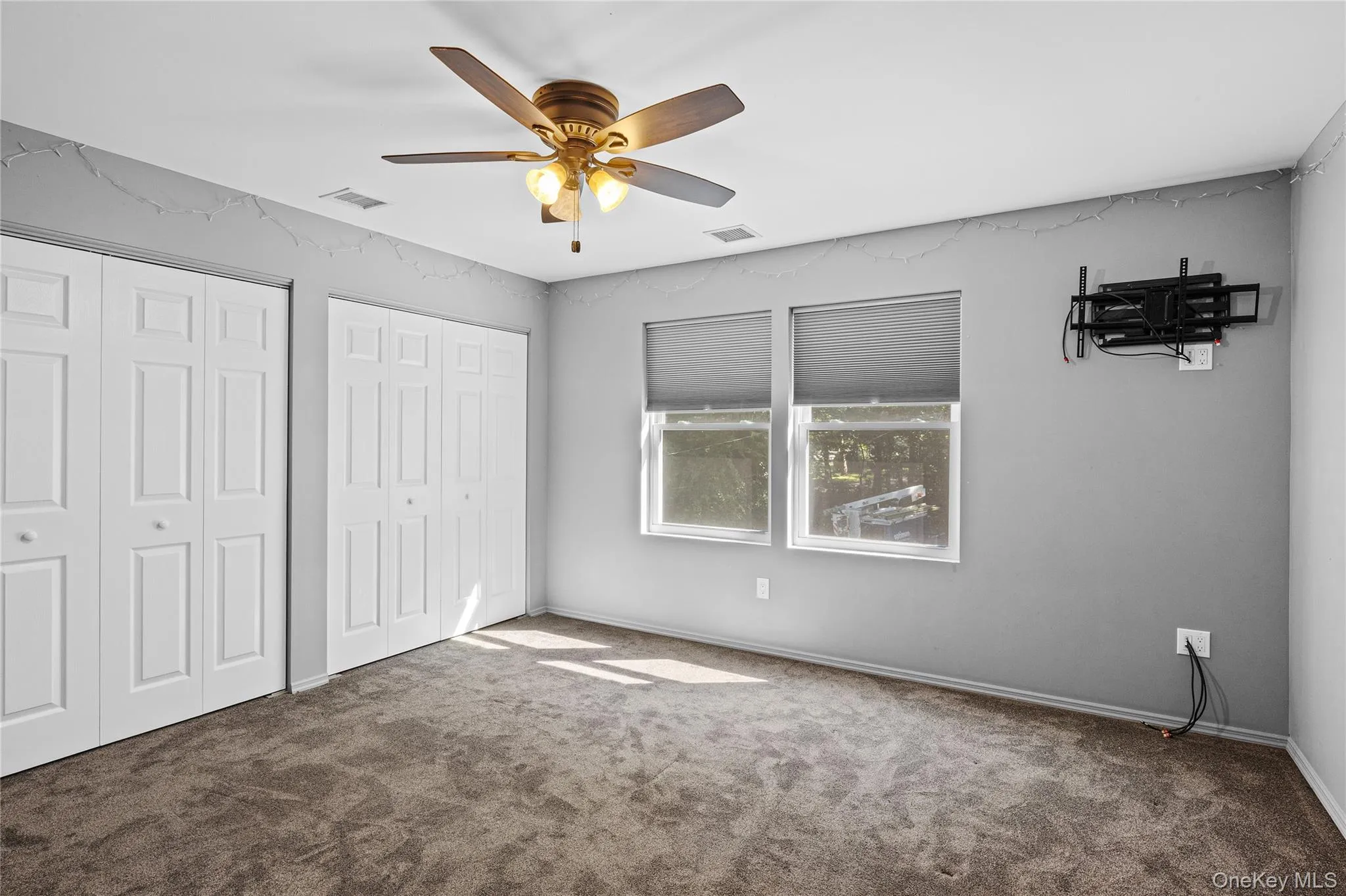 141 Fire Lane, Riverhead, NY, 4 Bedrooms Bedrooms, 9 Rooms Rooms,2 BathroomsBathrooms,Residential,For Rent,Fire,0,1034015 141 Fire Lane, Riverhead, NY, 4 Bedrooms Bedrooms, 9 Rooms Rooms,2 BathroomsBathrooms,Residential,For Rent,Fire,0,1034015