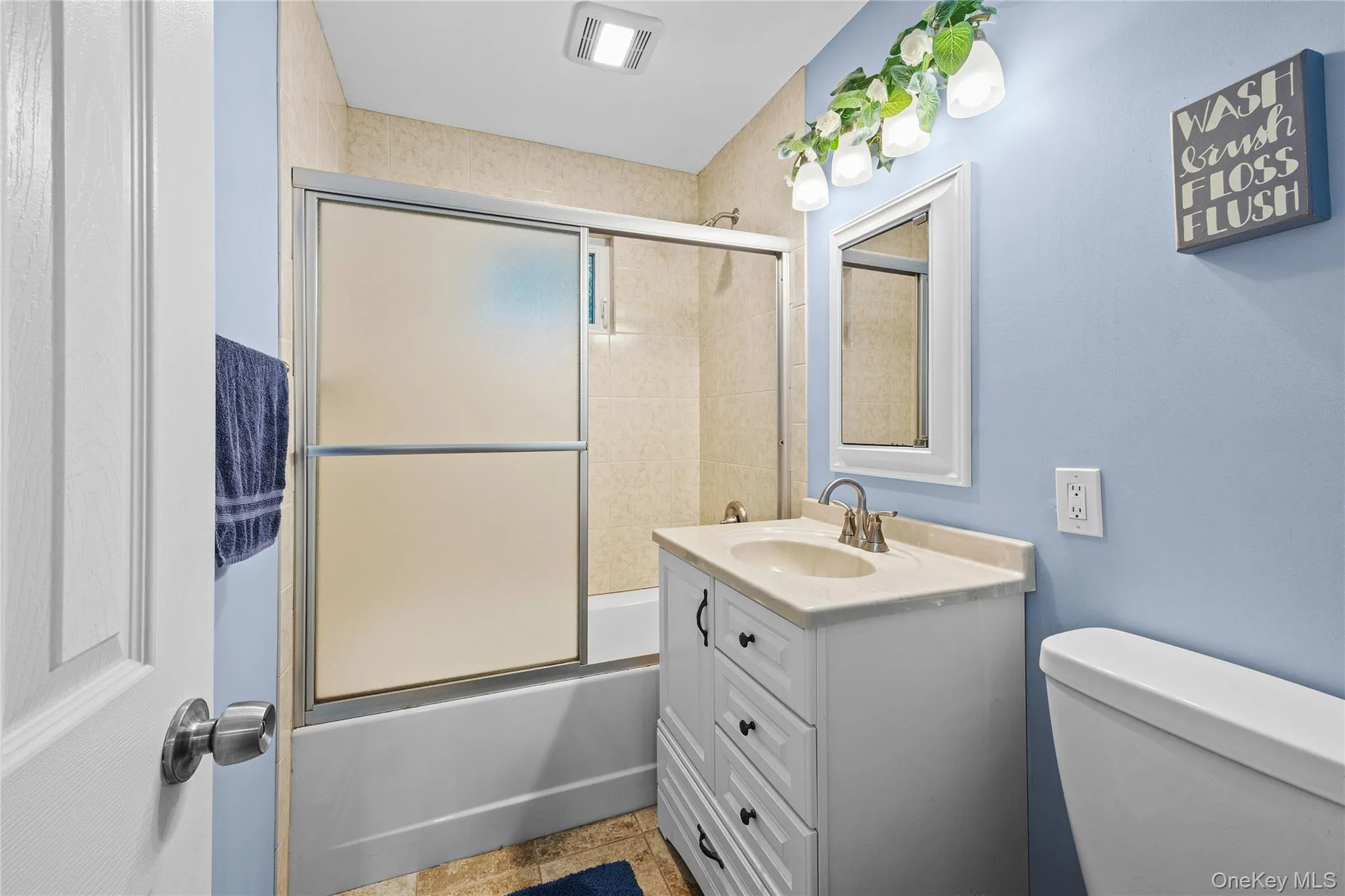 141 Fire Lane, Riverhead, NY, 4 Bedrooms Bedrooms, 9 Rooms Rooms,2 BathroomsBathrooms,Residential,For Rent,Fire,0,1034015 141 Fire Lane, Riverhead, NY, 4 Bedrooms Bedrooms, 9 Rooms Rooms,2 BathroomsBathrooms,Residential,For Rent,Fire,0,1034015