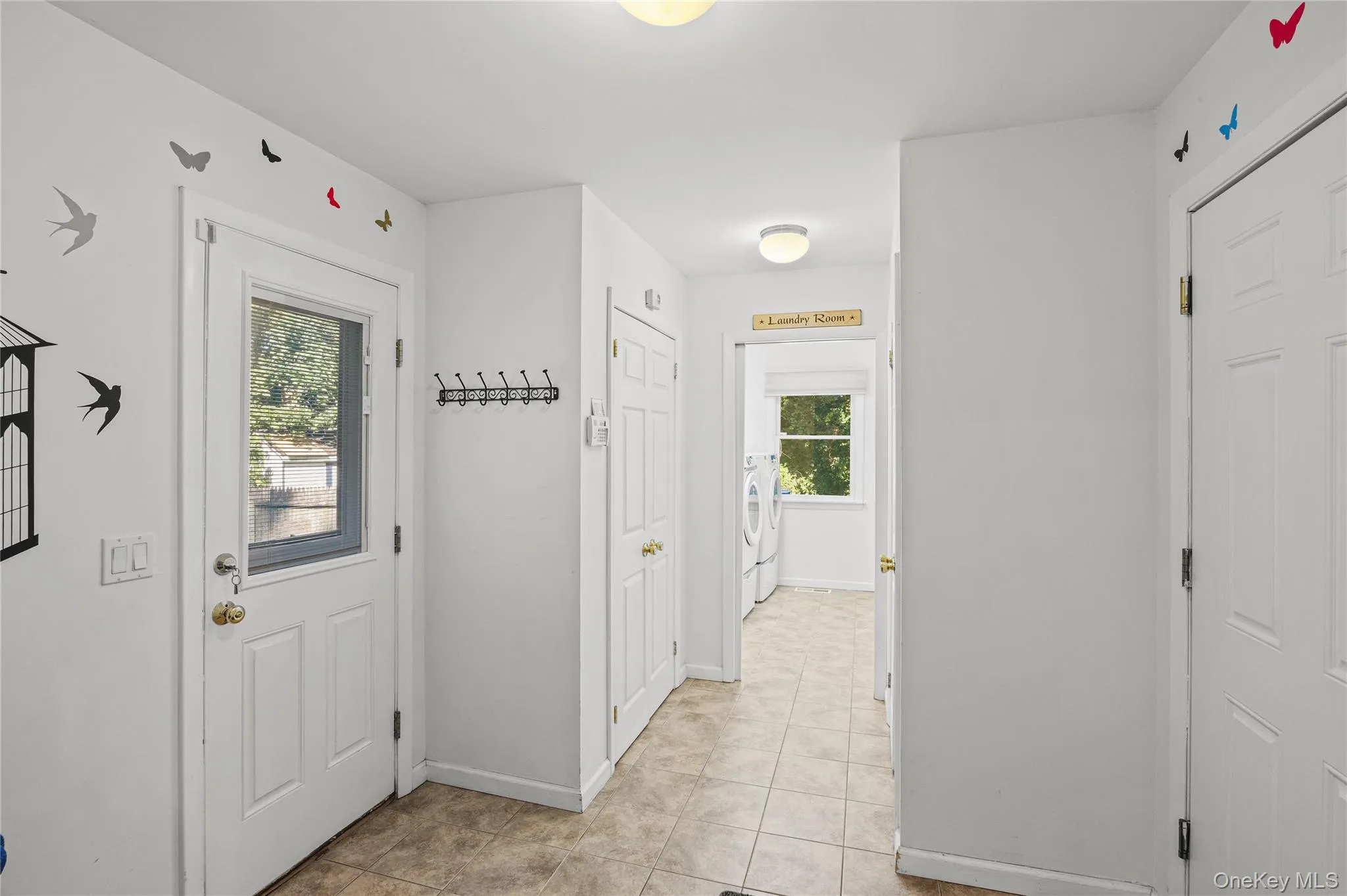 141 Fire Lane, Riverhead, NY, 4 Bedrooms Bedrooms, 9 Rooms Rooms,2 BathroomsBathrooms,Residential,For Rent,Fire,0,1034015 141 Fire Lane, Riverhead, NY, 4 Bedrooms Bedrooms, 9 Rooms Rooms,2 BathroomsBathrooms,Residential,For Rent,Fire,0,1034015
