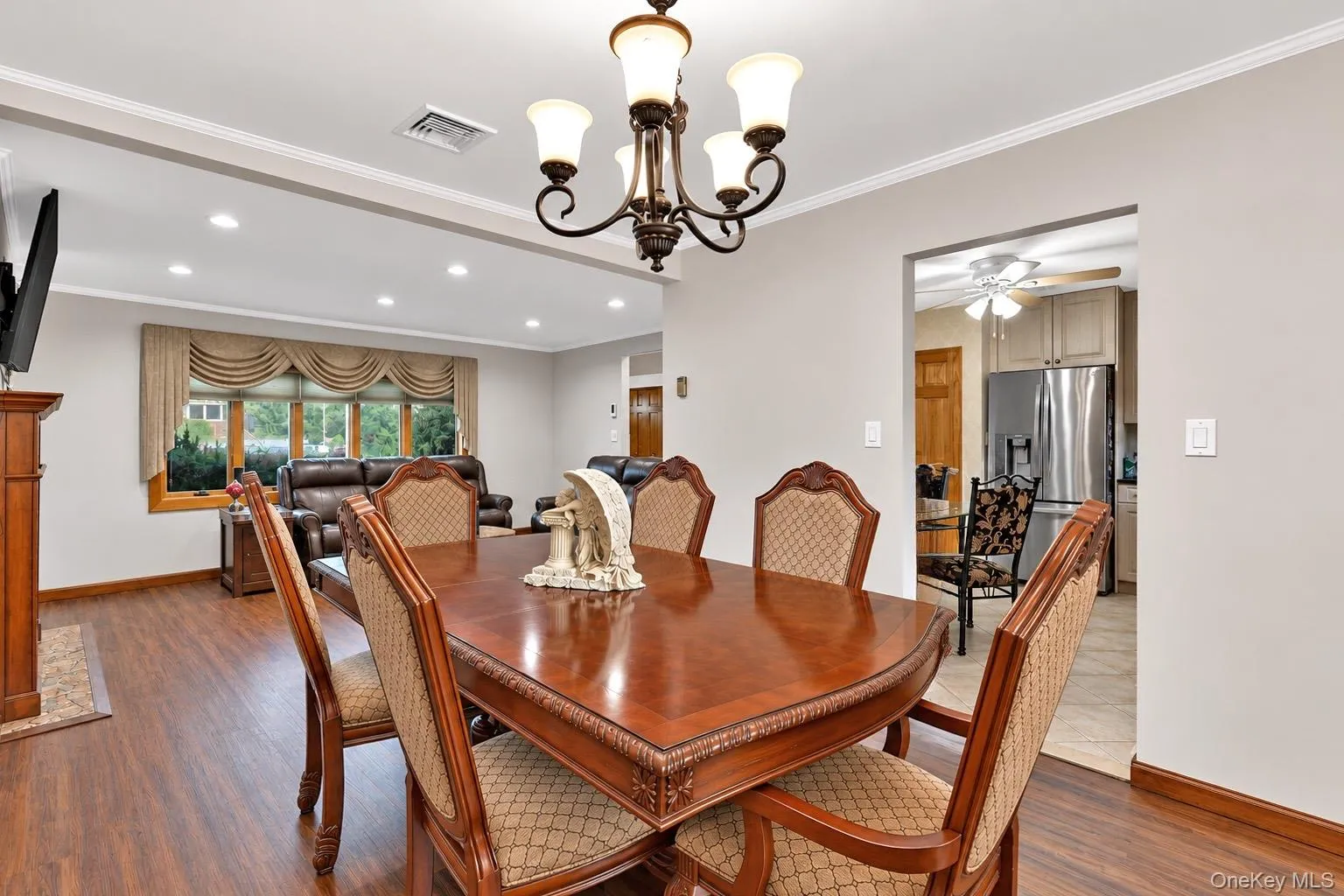 Formal dining area Formal dining area