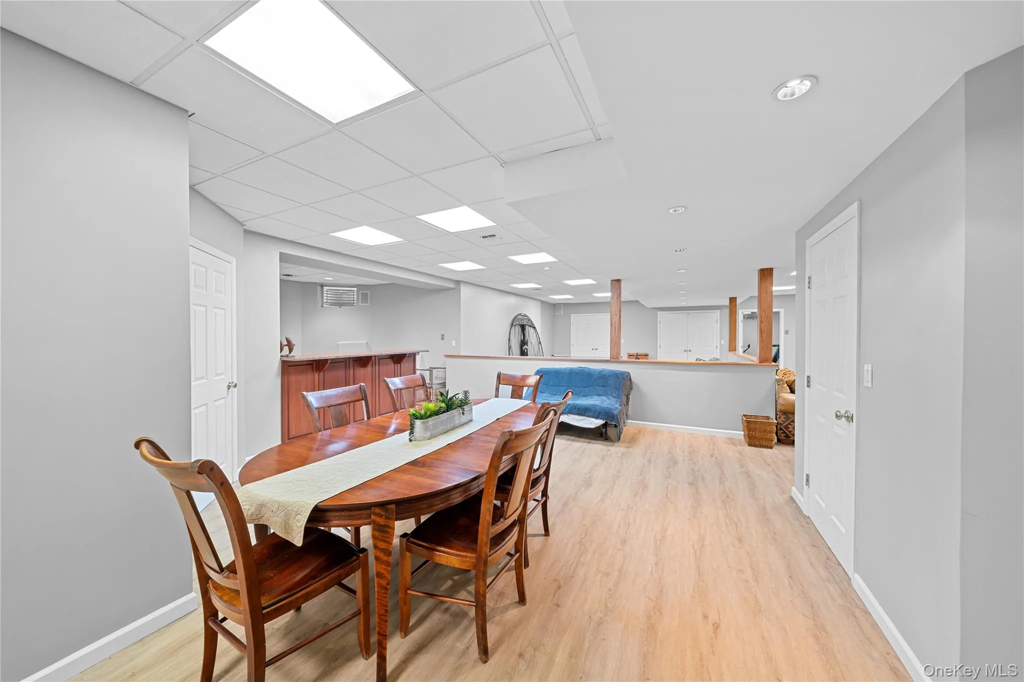 17 Hunt Court, Oyster Bay, NY, 6 Bedrooms Bedrooms, 12 Rooms Rooms,5 BathroomsBathrooms,Residential,For Rent,Hunt,0,1034020 17 Hunt Court, Oyster Bay, NY, 6 Bedrooms Bedrooms, 12 Rooms Rooms,5 BathroomsBathrooms,Residential,For Rent,Hunt,0,1034020