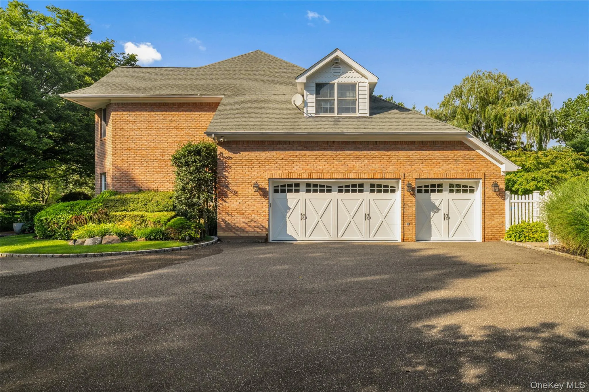 17 Hunt Court, Oyster Bay, NY, 6 Bedrooms Bedrooms, 12 Rooms Rooms,5 BathroomsBathrooms,Residential,For Rent,Hunt,0,1034020 17 Hunt Court, Oyster Bay, NY, 6 Bedrooms Bedrooms, 12 Rooms Rooms,5 BathroomsBathrooms,Residential,For Rent,Hunt,0,1034020