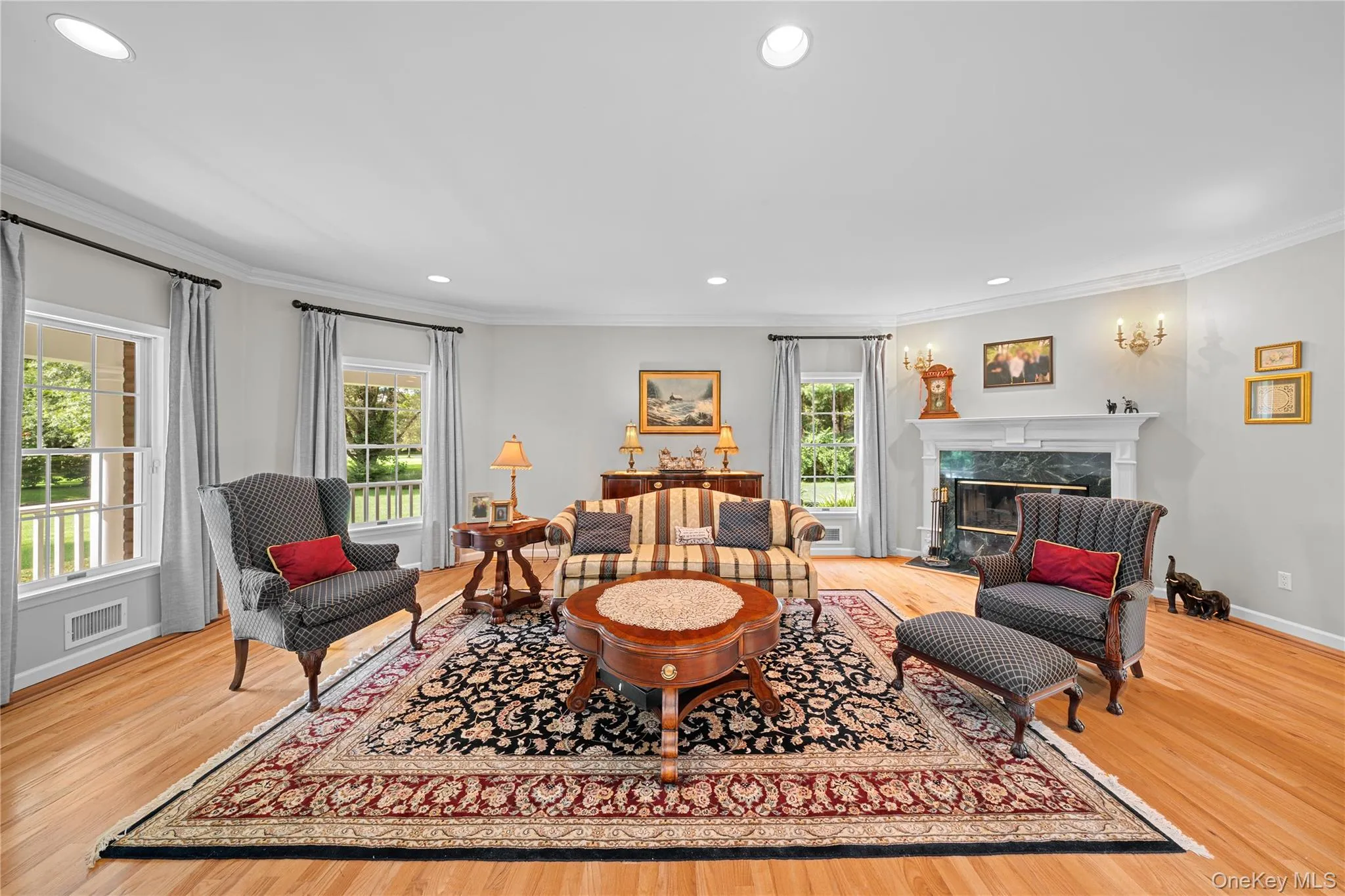 17 Hunt Court, Oyster Bay, NY, 6 Bedrooms Bedrooms, 12 Rooms Rooms,5 BathroomsBathrooms,Residential,For Rent,Hunt,0,1034020 17 Hunt Court, Oyster Bay, NY, 6 Bedrooms Bedrooms, 12 Rooms Rooms,5 BathroomsBathrooms,Residential,For Rent,Hunt,0,1034020