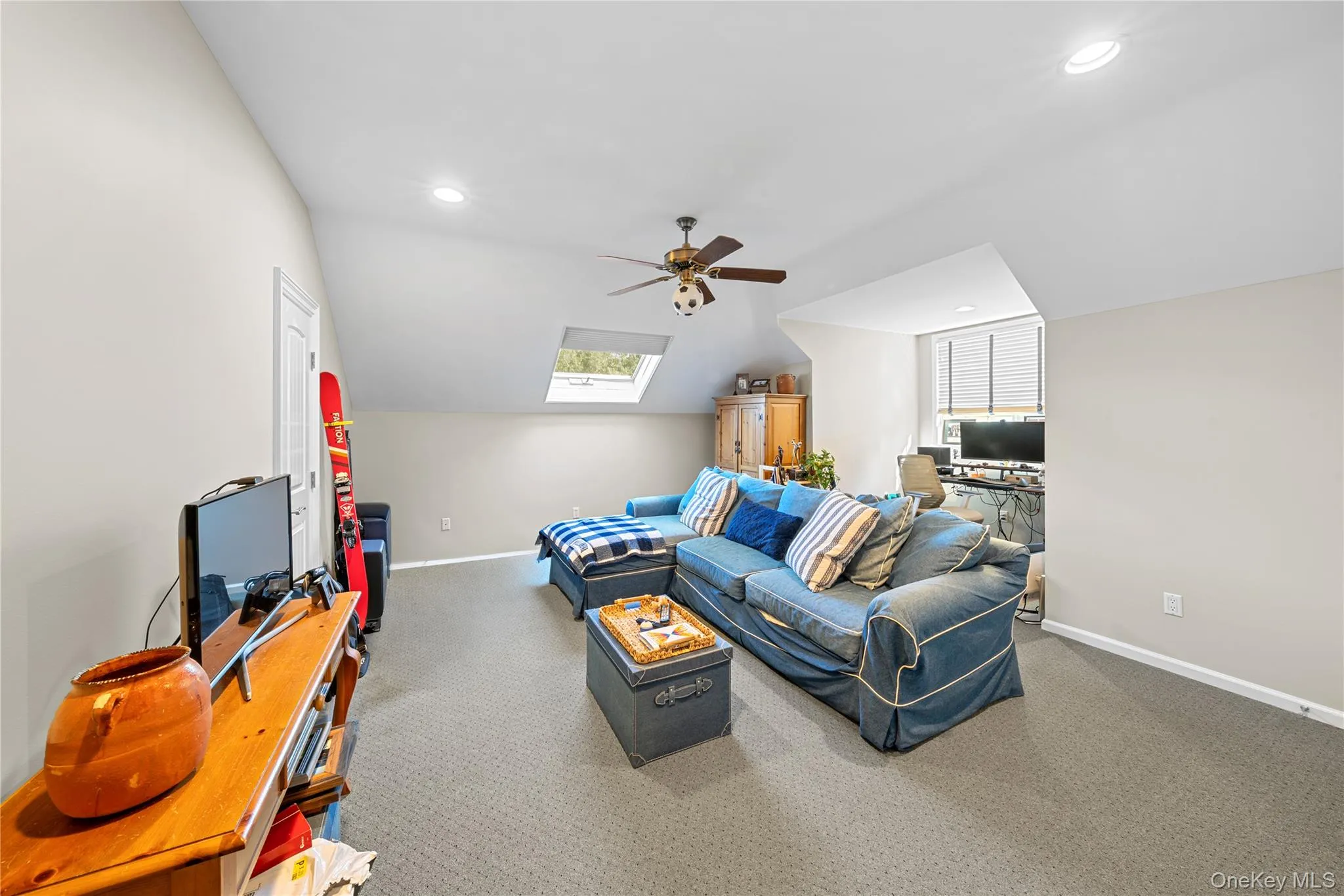 17 Hunt Court, Oyster Bay, NY, 6 Bedrooms Bedrooms, 12 Rooms Rooms,5 BathroomsBathrooms,Residential,For Rent,Hunt,0,1034020 17 Hunt Court, Oyster Bay, NY, 6 Bedrooms Bedrooms, 12 Rooms Rooms,5 BathroomsBathrooms,Residential,For Rent,Hunt,0,1034020