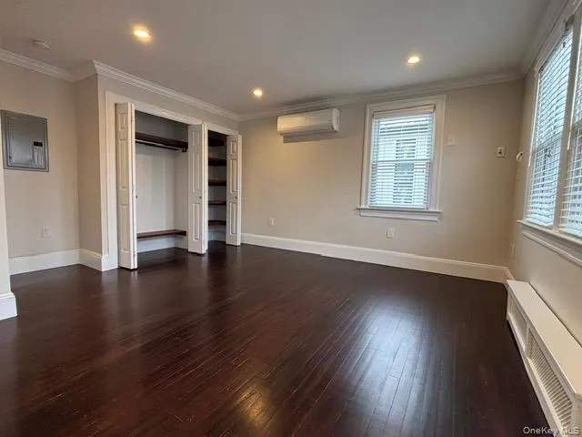 38-23 219th Street, New York, NY, 2 Bedrooms Bedrooms, 4 Rooms Rooms,1 BathroomBathrooms,Residential Lease,For Rent,219th,0,1034021 38-23 219th Street, New York, NY, 2 Bedrooms Bedrooms, 4 Rooms Rooms,1 BathroomBathrooms,Residential Lease,For Rent,219th,0,1034021