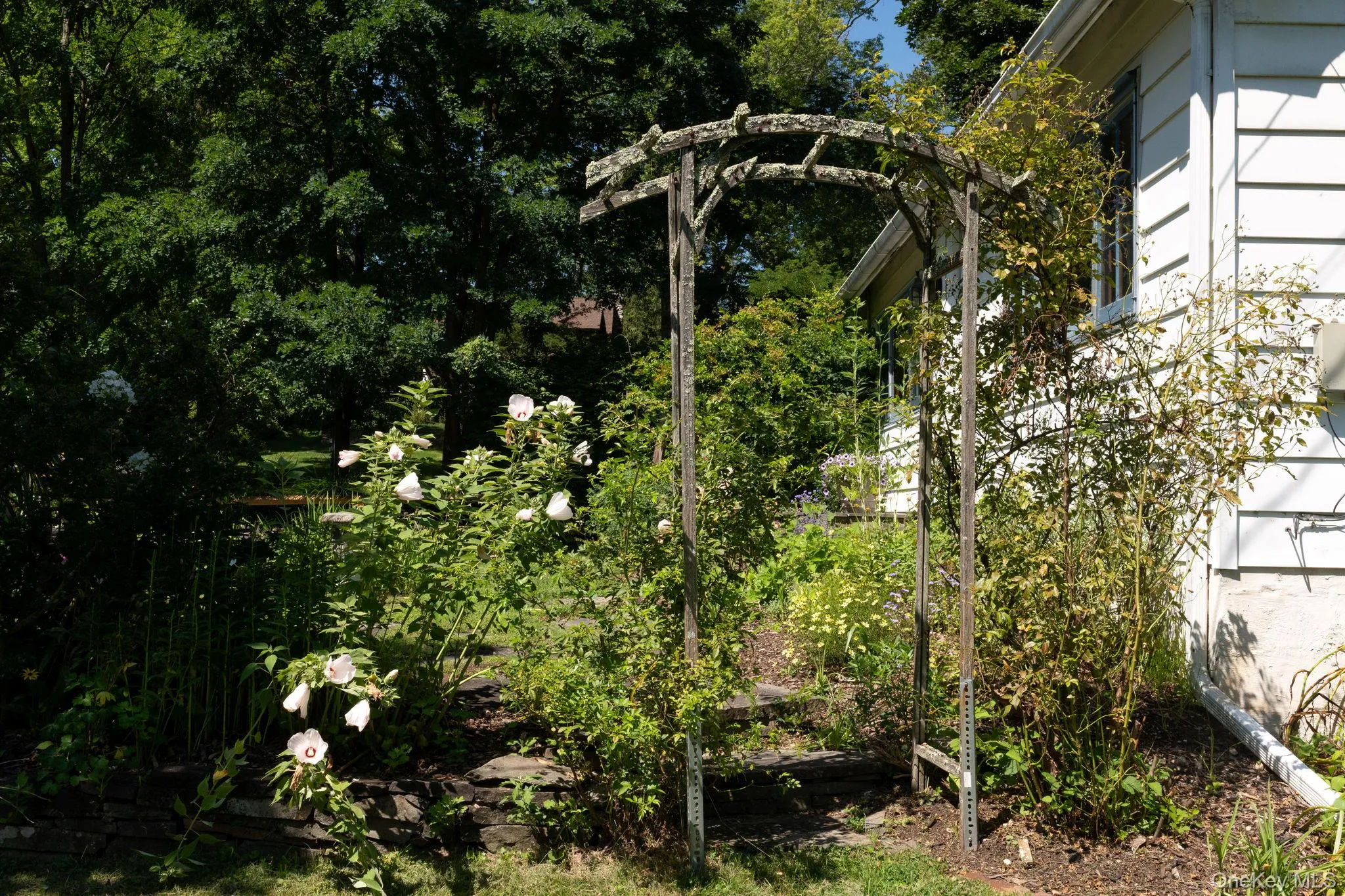 30 Locust Grove Road, Rhinebeck, NY, 2 Bedrooms Bedrooms, 5 Rooms Rooms,1 BathroomBathrooms,Residential,For Rent,Locust Grove,0,1034024 30 Locust Grove Road, Rhinebeck, NY, 2 Bedrooms Bedrooms, 5 Rooms Rooms,1 BathroomBathrooms,Residential,For Rent,Locust Grove,0,1034024