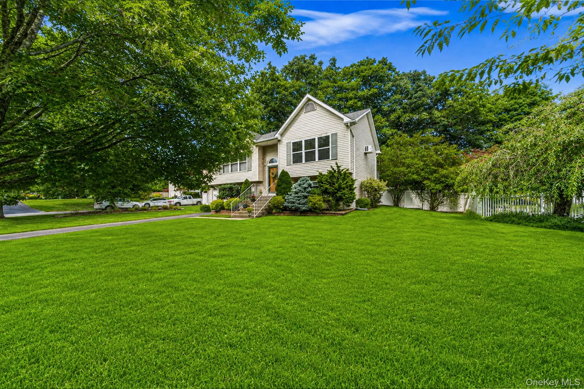 20 Nicole Lane, Brookhaven, NY, 4 Bedrooms Bedrooms, 8 Rooms Rooms,3 BathroomsBathrooms,Residential,For Rent,Nicole,0,1034025 20 Nicole Lane, Brookhaven, NY, 4 Bedrooms Bedrooms, 8 Rooms Rooms,3 BathroomsBathrooms,Residential,For Rent,Nicole,0,1034025